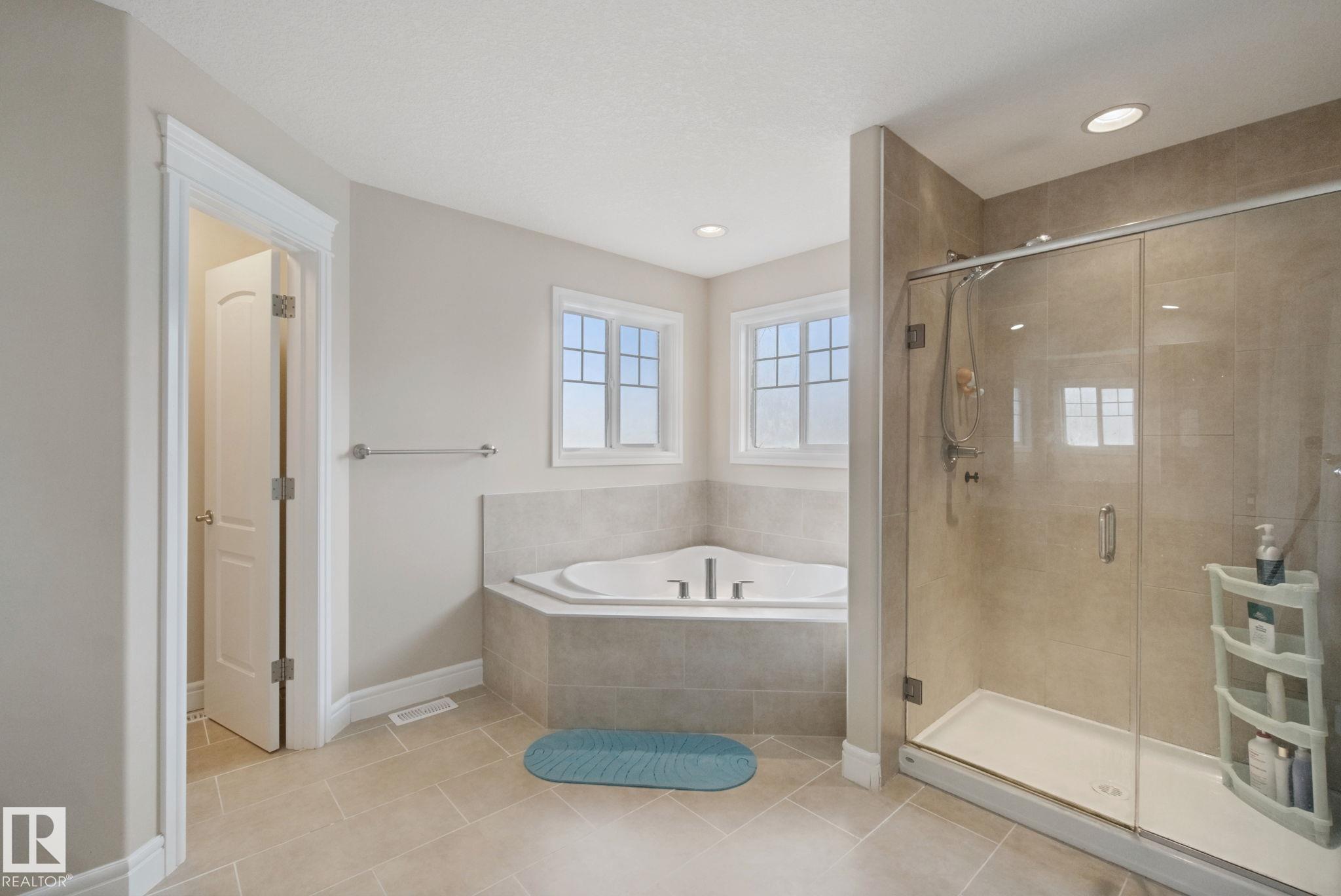 Photo 33 at 6415 Sandin Crescent NW, South Terwillegar, Edmonton