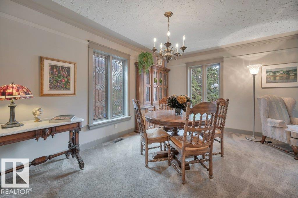 Photo 11 at 712 Romaniuk Road NW, Rhatigan Ridge, Edmonton