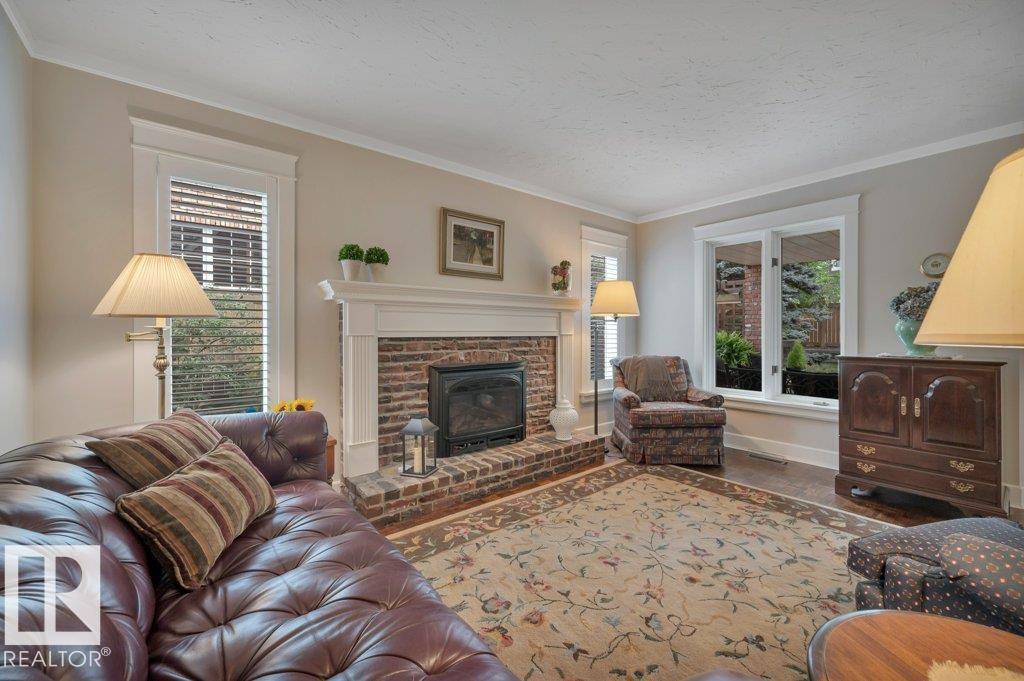 Photo 14 at 712 Romaniuk Road NW, Rhatigan Ridge, Edmonton