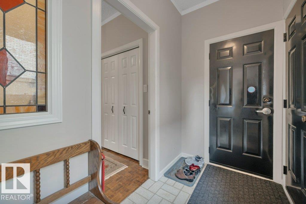 Photo 23 at 712 Romaniuk Road NW, Rhatigan Ridge, Edmonton