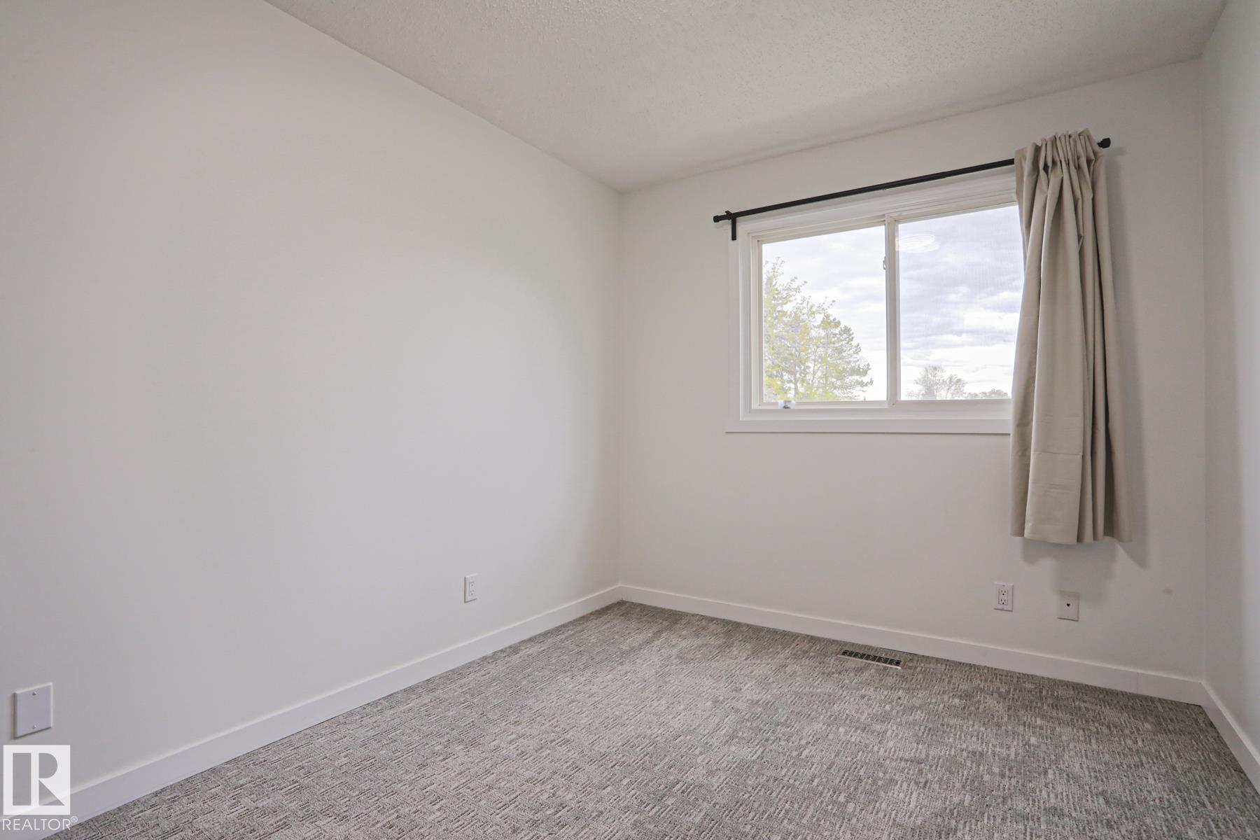 Photo 21 at 238 Primrose Gardens gardens NW, Aldergrove, Edmonton