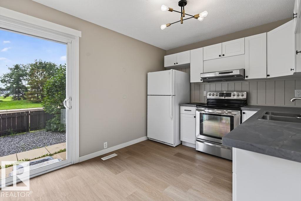Photo 14 at 18072 93 Avenue NW, Belmead, Edmonton