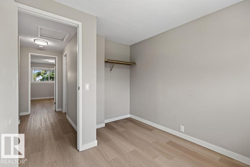Photo 23 at 18072 93 Avenue NW, Belmead, Edmonton