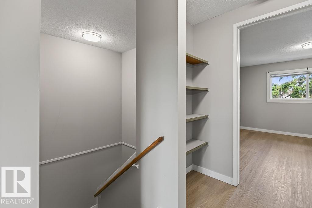 Photo 28 at 18072 93 Avenue NW, Belmead, Edmonton