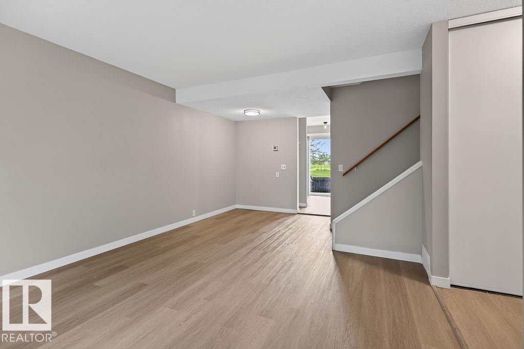 Photo 6 at 18072 93 Avenue NW, Belmead, Edmonton