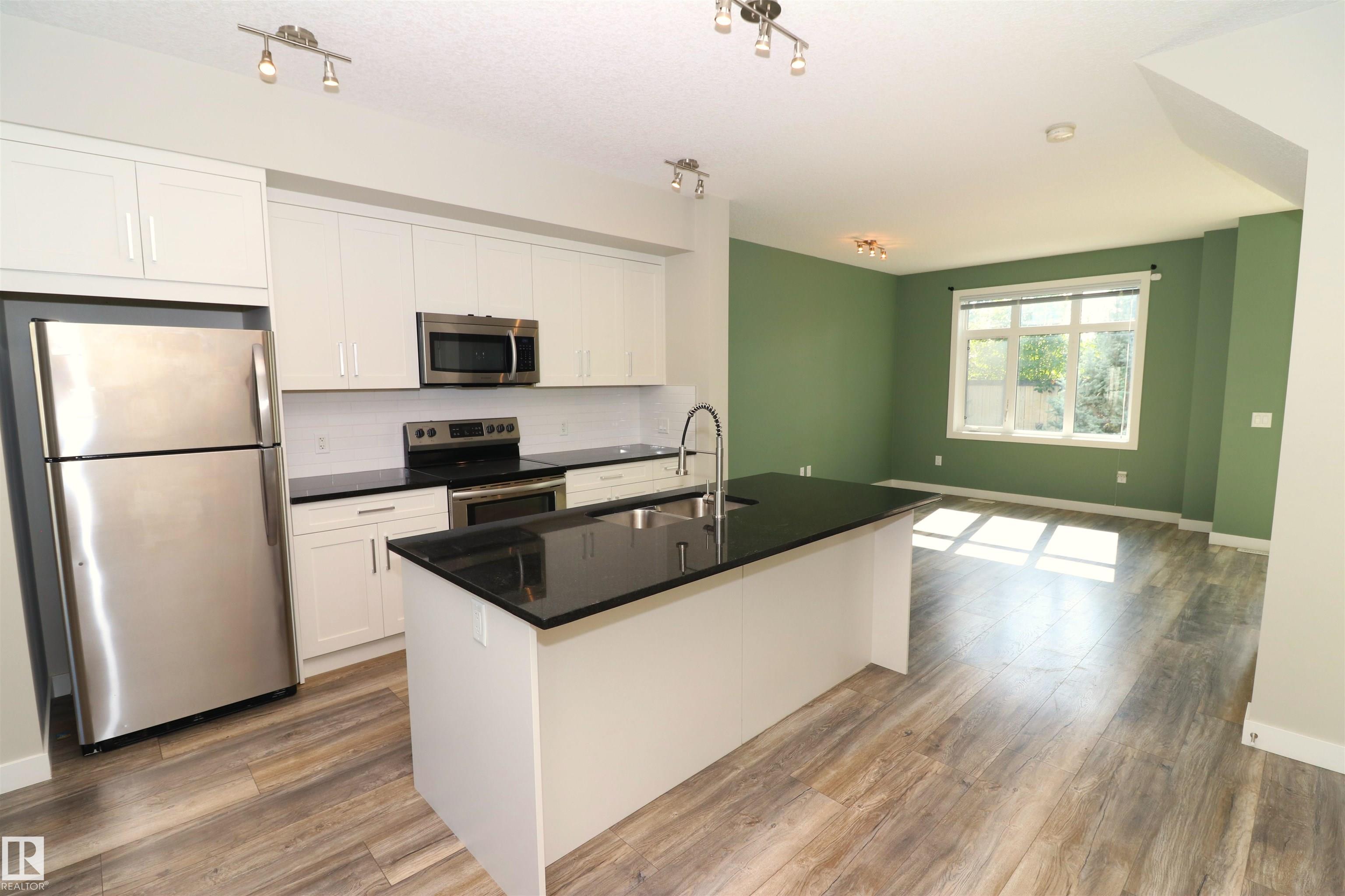 77 - 600 Bellerose Drive, Oakmont, St. Albert