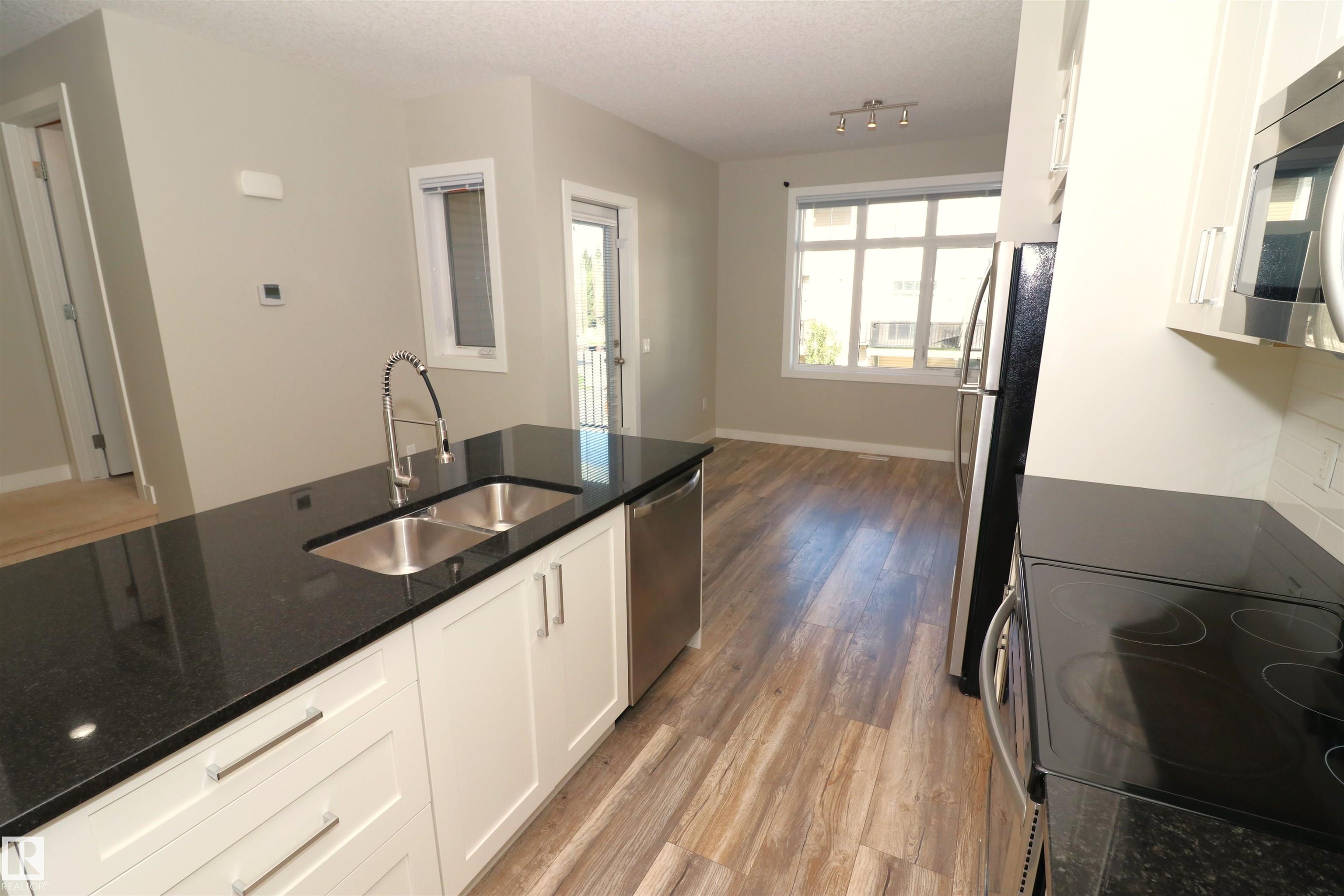 77 - 600 Bellerose Drive, Oakmont, St. Albert