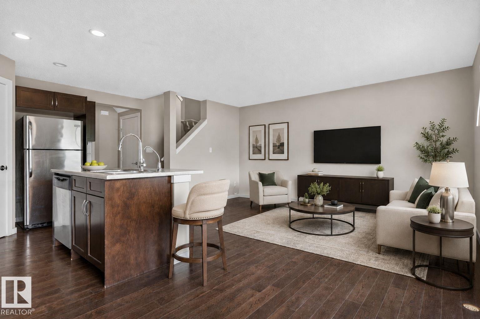 626 42 Avenue NW, Maple Crest, Edmonton