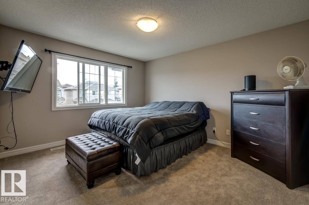 Photo 31 at 11612 17 Avenue SW, Rutherford, Edmonton