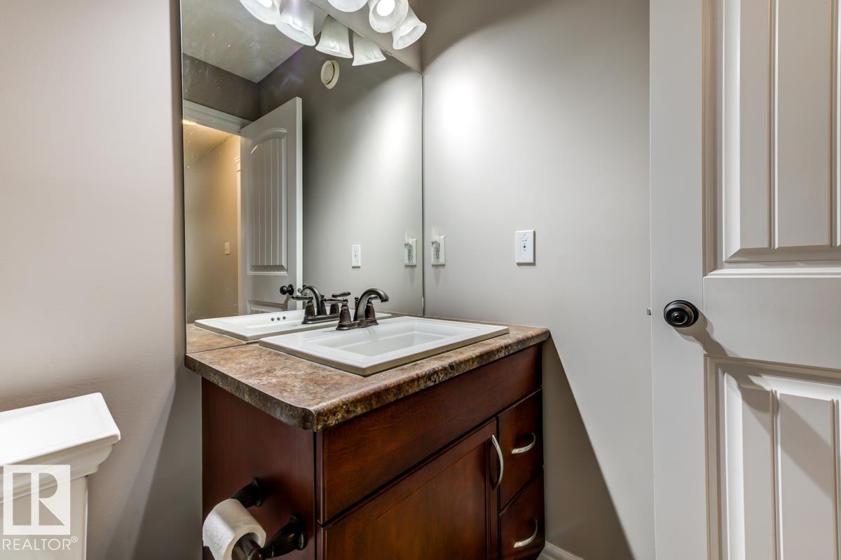 Photo 37 at 11612 17 Avenue SW, Rutherford, Edmonton