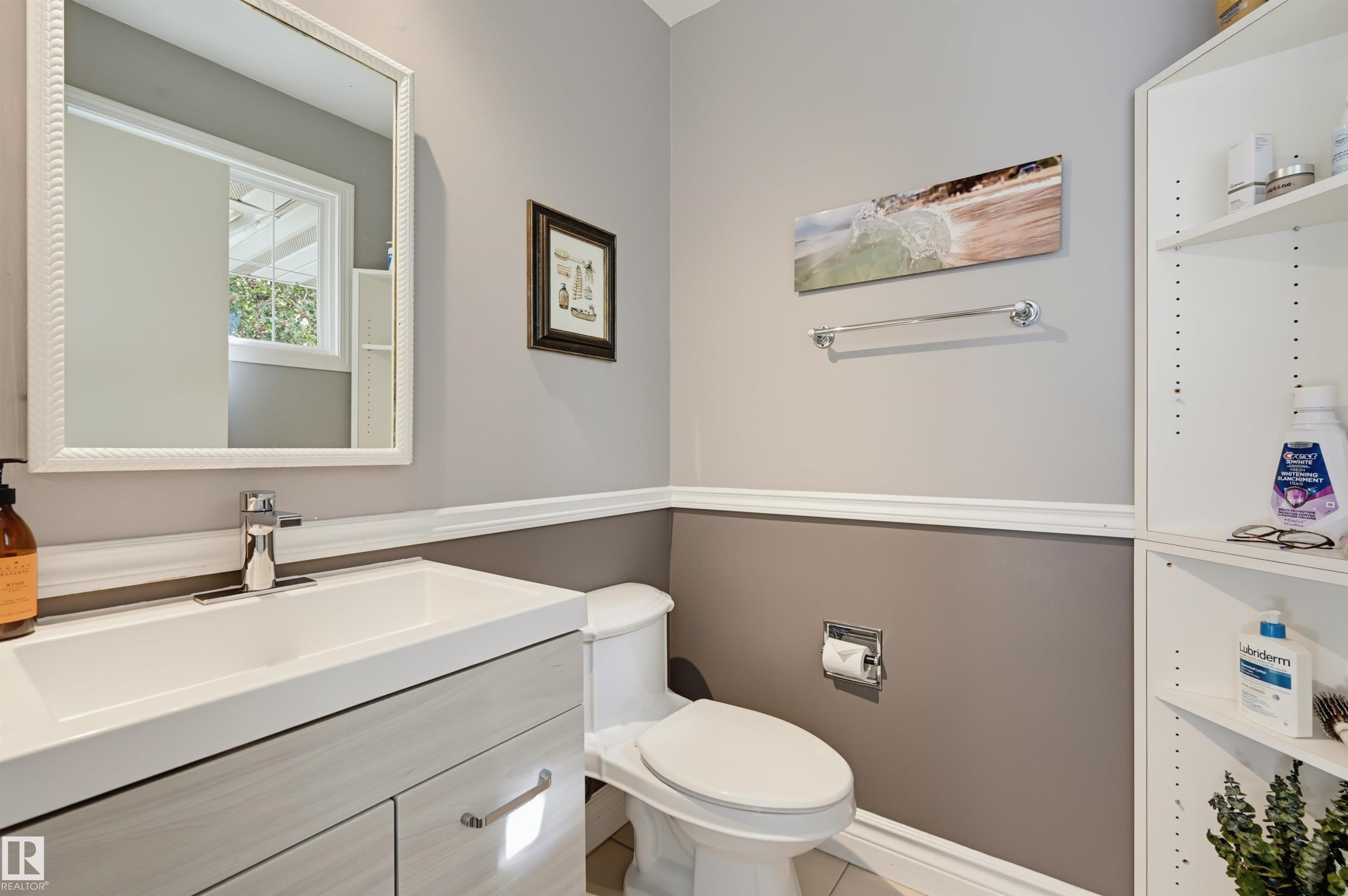 Photo 16 at 11423 35 Avenue NW, Greenfield, Edmonton