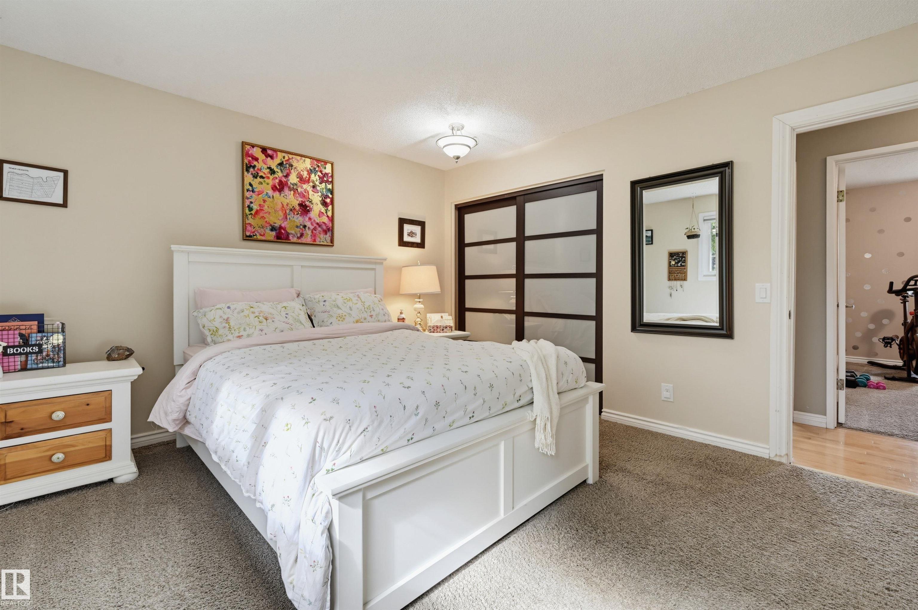 Photo 17 at 11423 35 Avenue NW, Greenfield, Edmonton