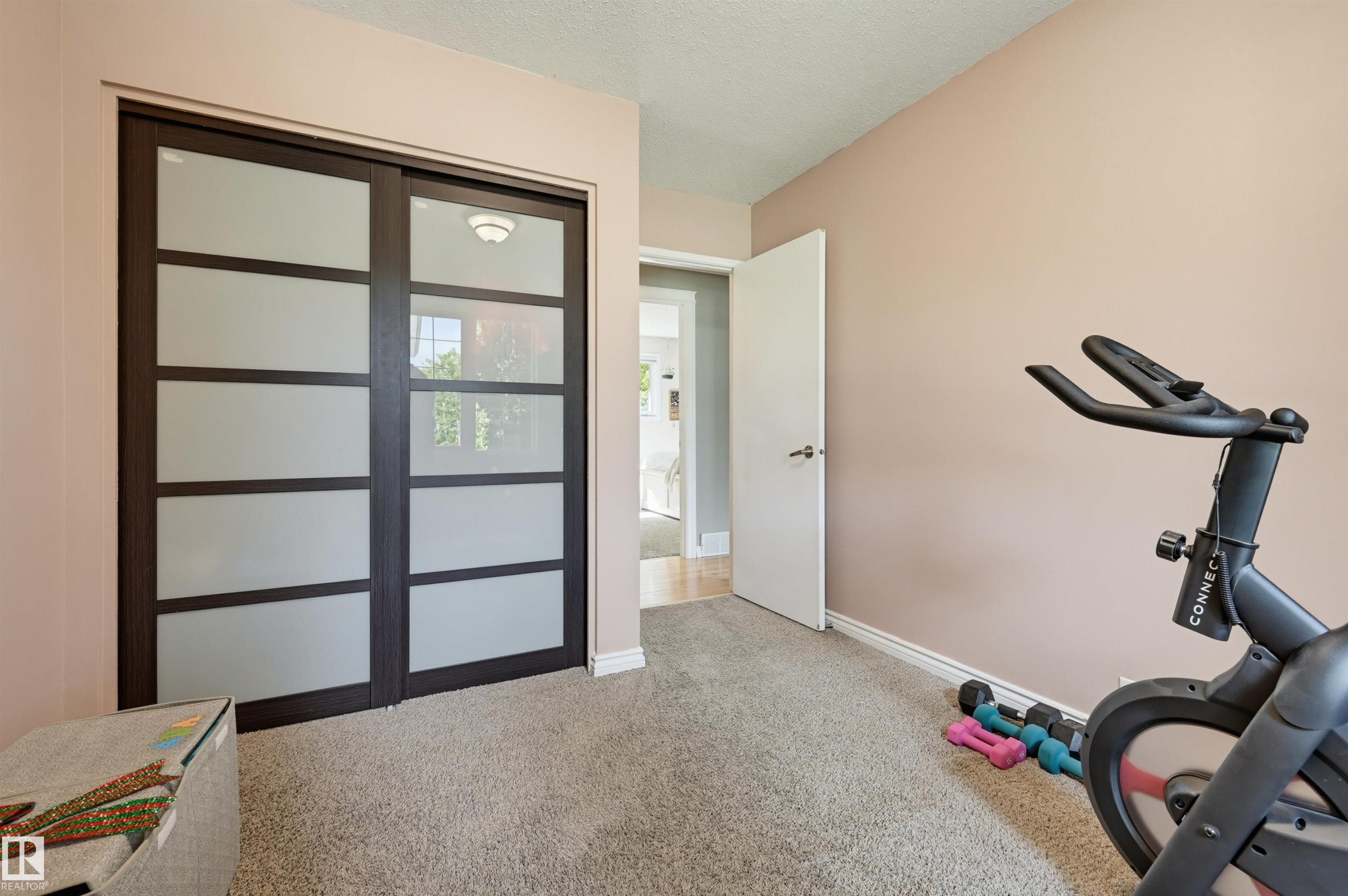 Photo 19 at 11423 35 Avenue NW, Greenfield, Edmonton