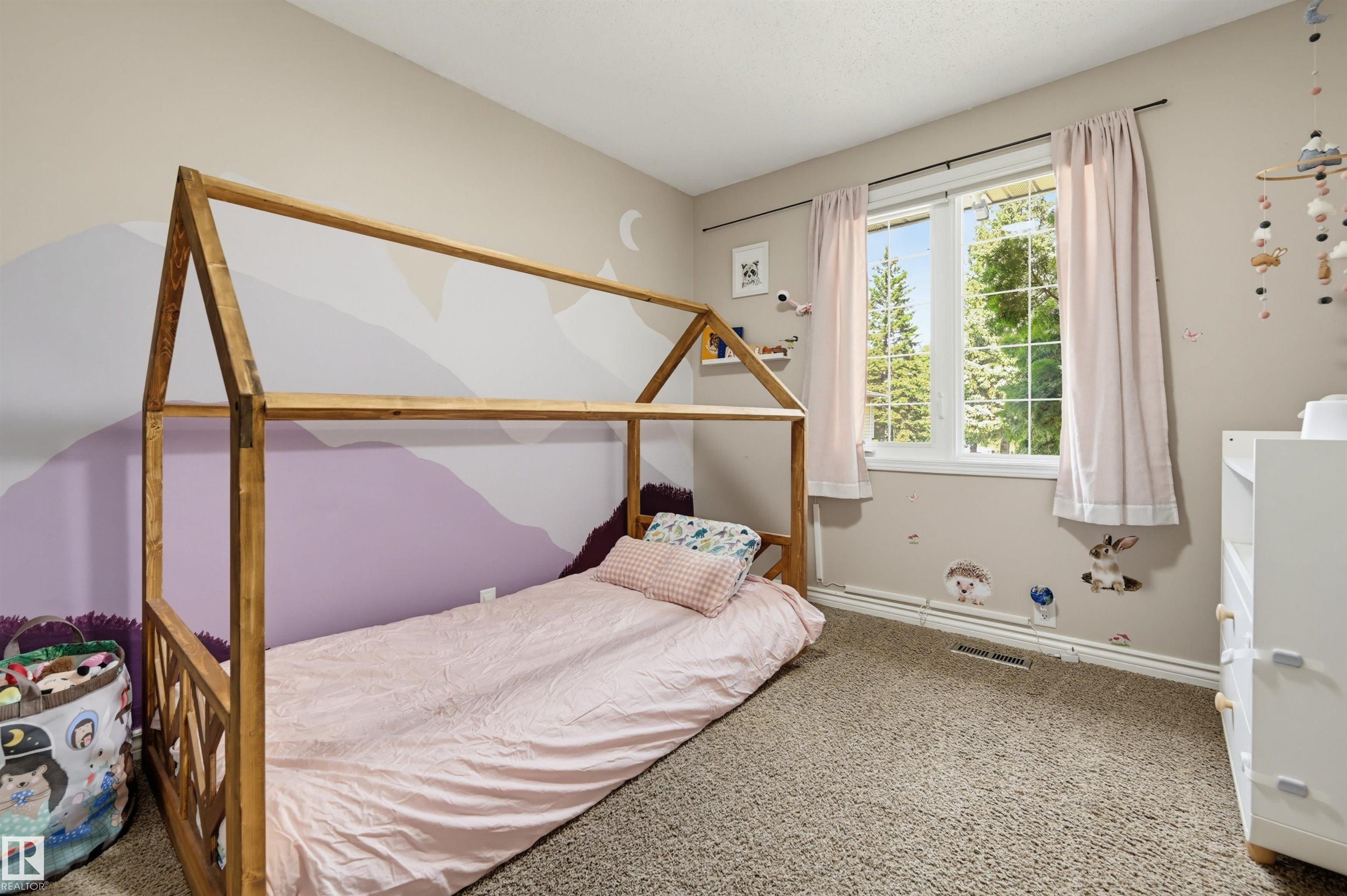 Photo 22 at 11423 35 Avenue NW, Greenfield, Edmonton