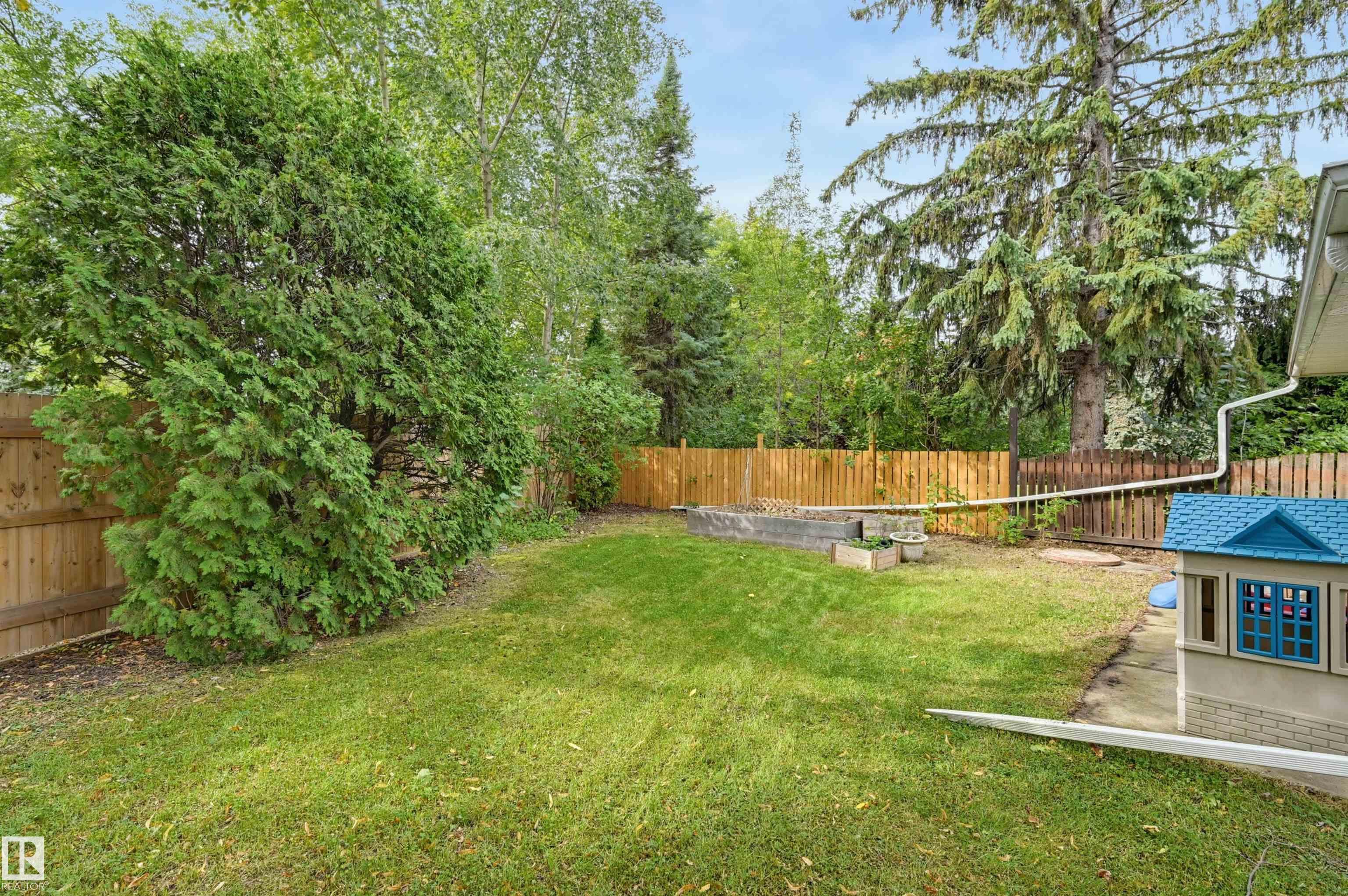 Photo 36 at 11423 35 Avenue NW, Greenfield, Edmonton