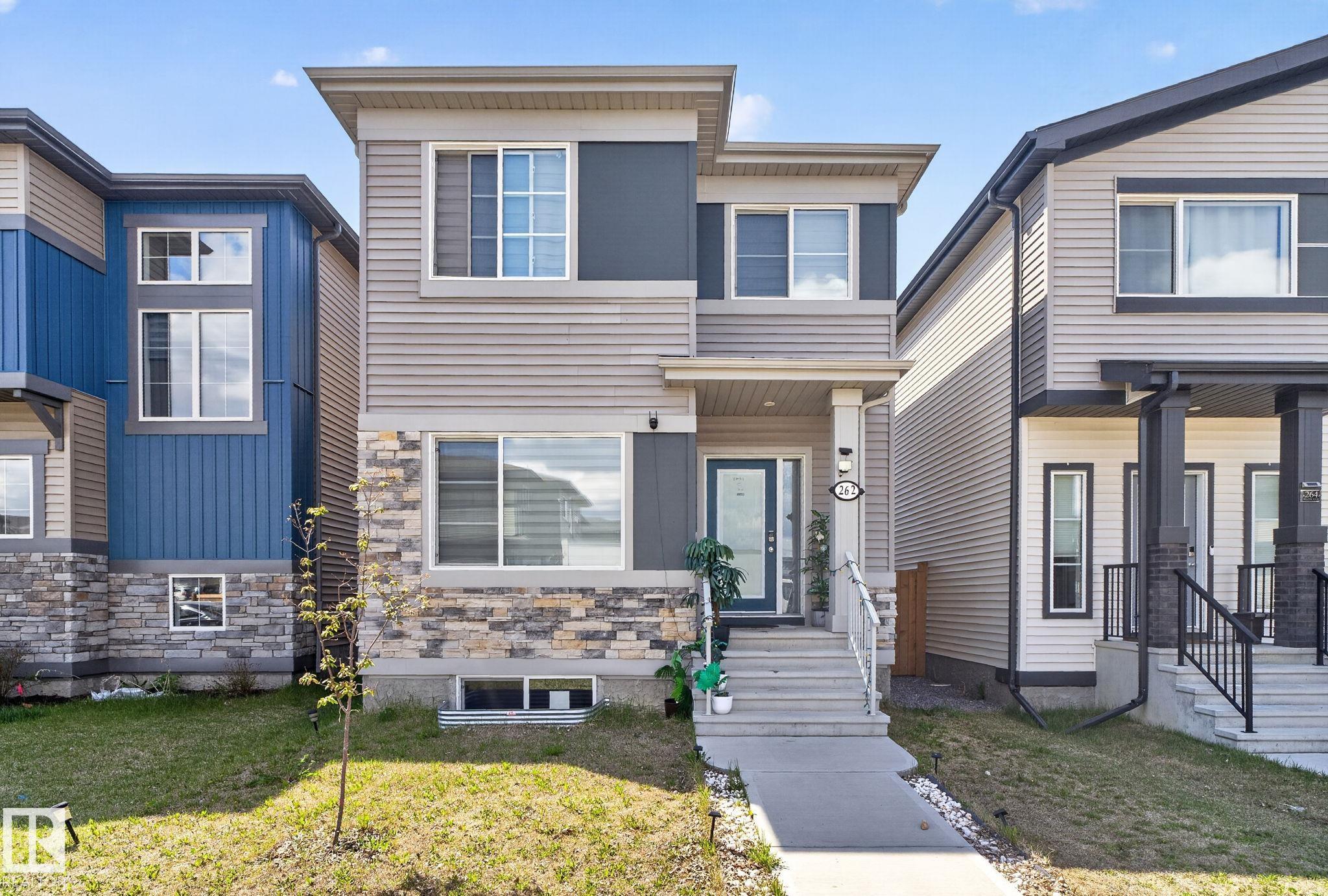 262 Rolston Wynd, Robinson, Leduc