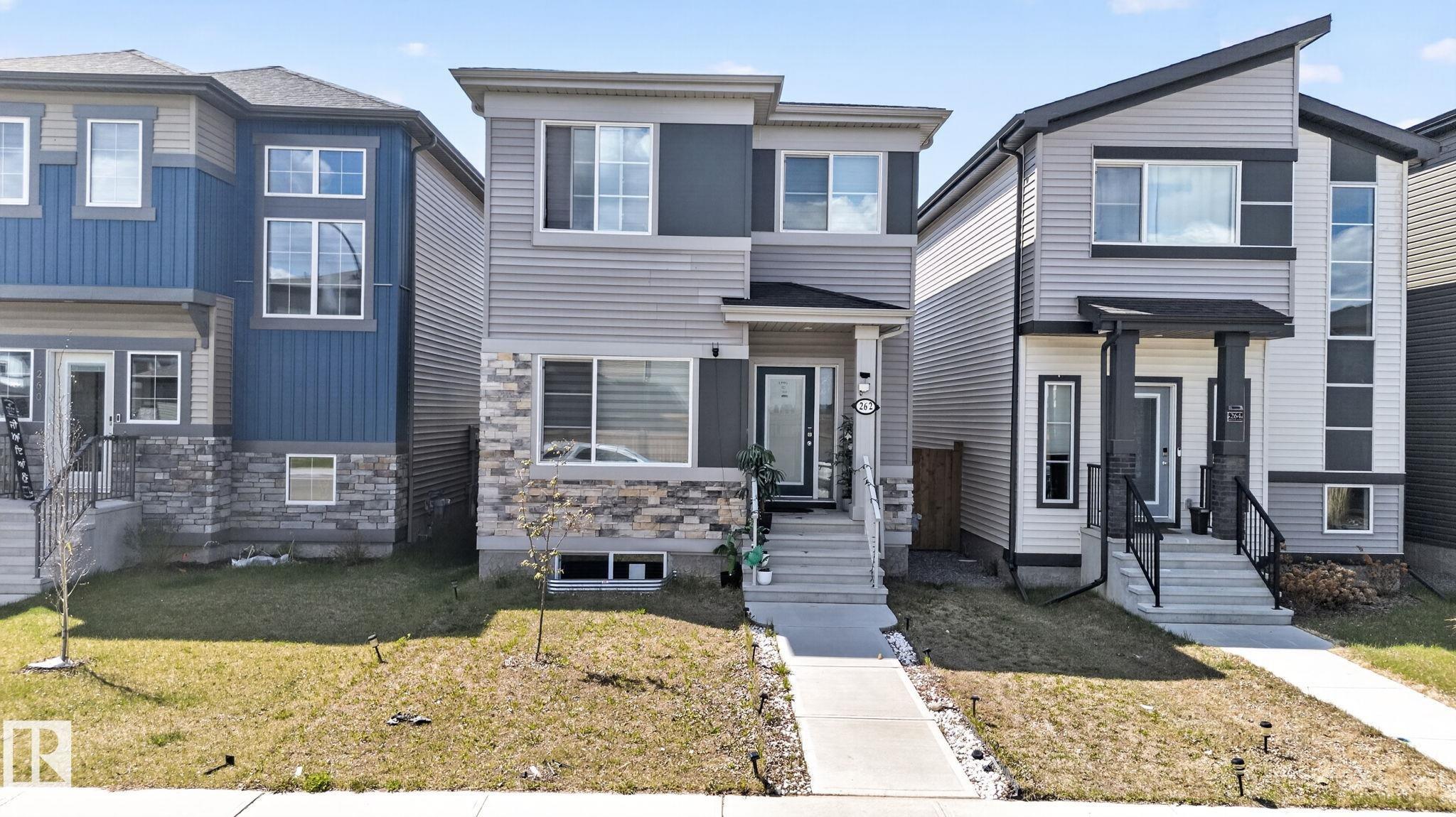 262 Rolston Wynd, Robinson, Leduc