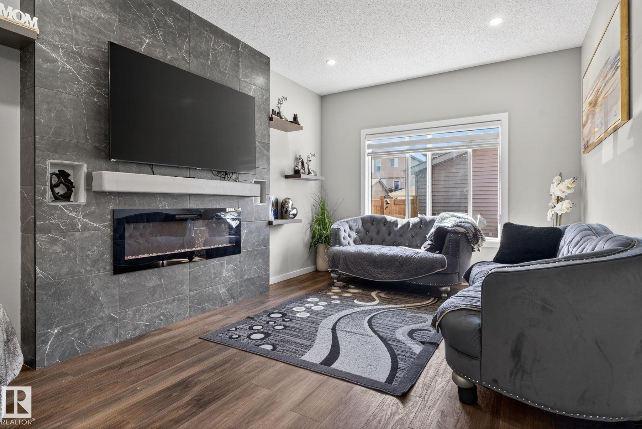 Photo 33 at 262 Rolston Wynd, Robinson, Leduc