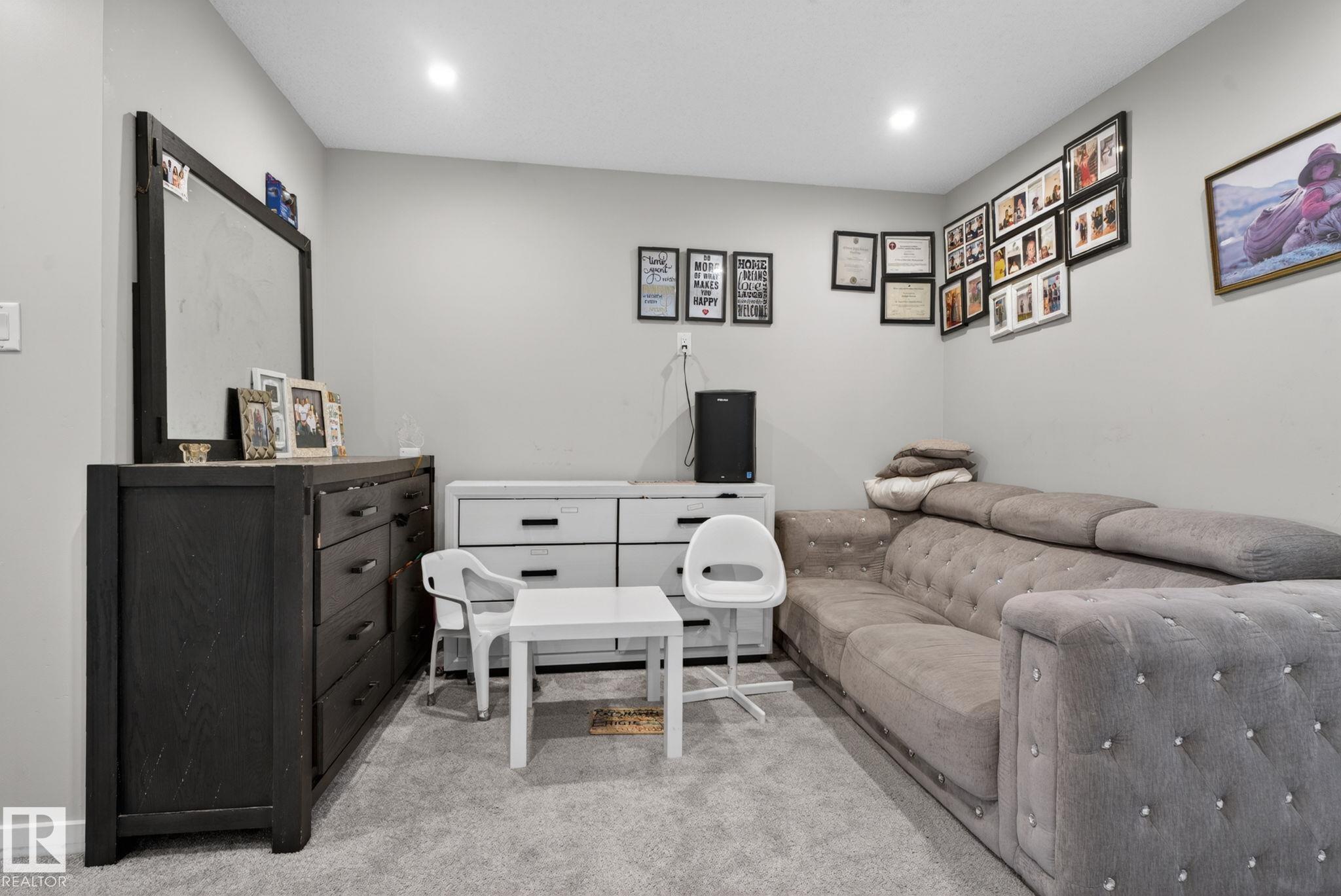 Photo 38 at 262 Rolston Wynd, Robinson, Leduc