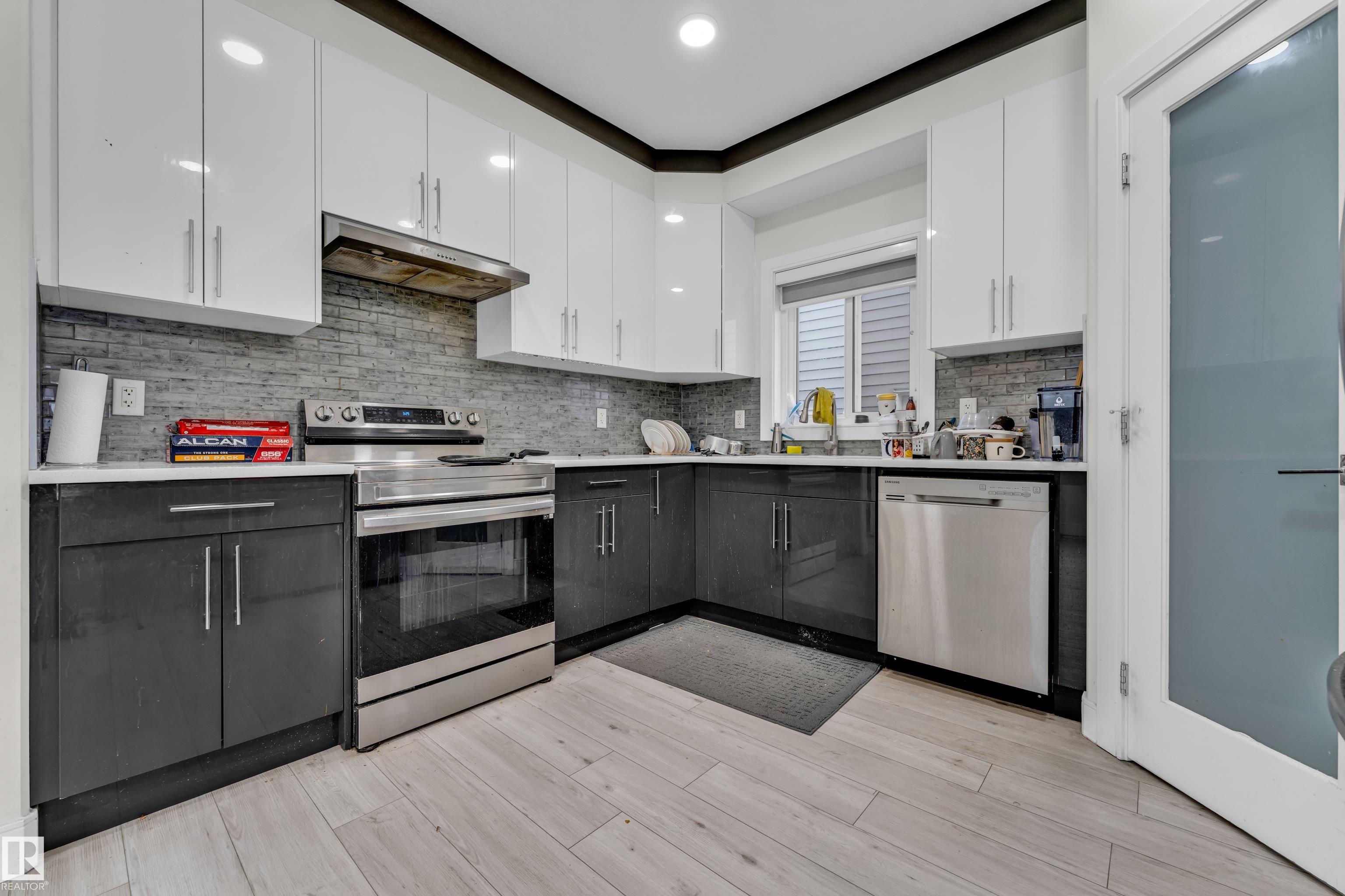 Photo 11 at 1750 25a Street NW, Laurel, Edmonton