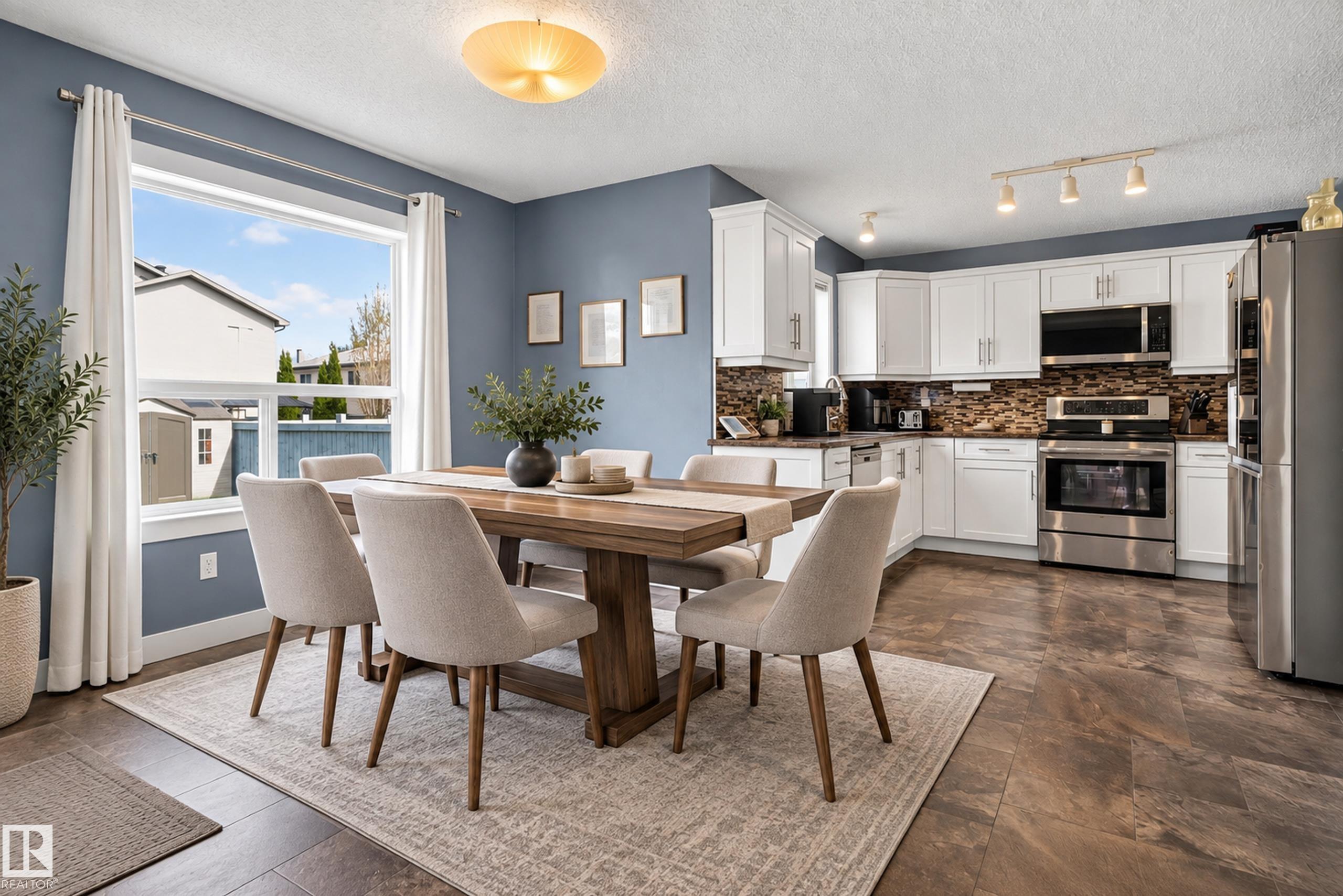 Photo 14 at 9826 180 Avenue NW, Elsinore, Edmonton
