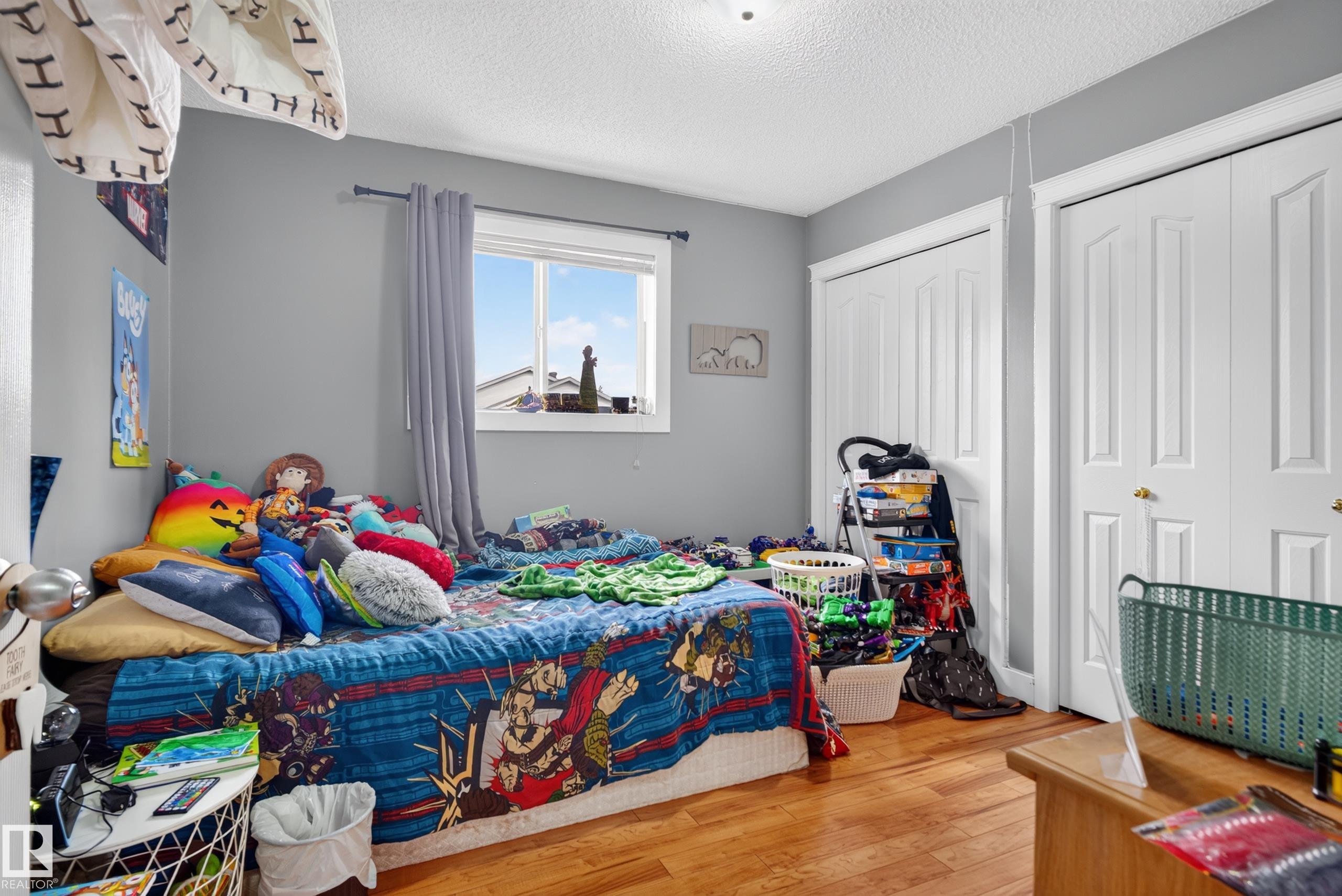 Photo 20 at 9826 180 Avenue NW, Elsinore, Edmonton