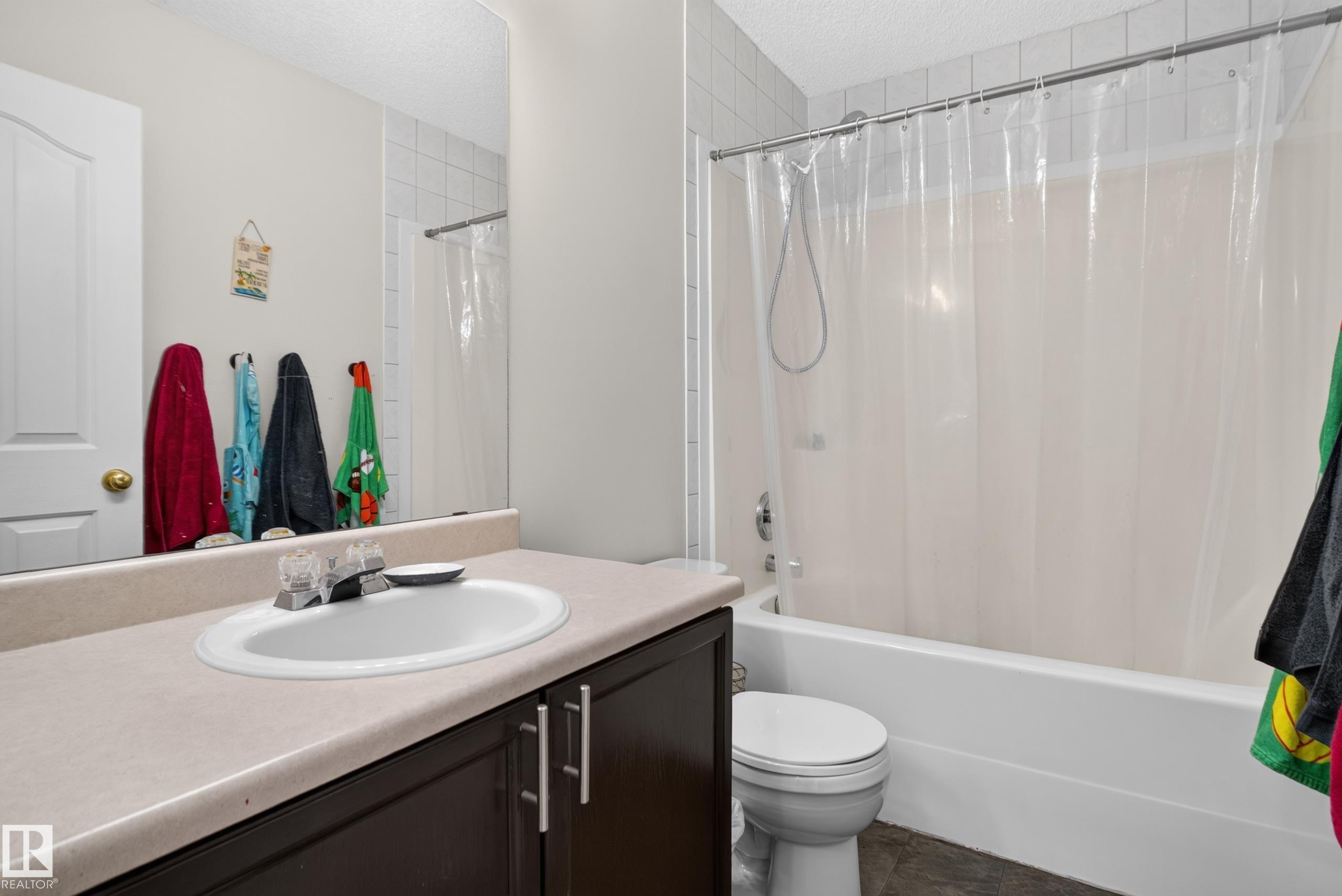 Photo 23 at 9826 180 Avenue NW, Elsinore, Edmonton