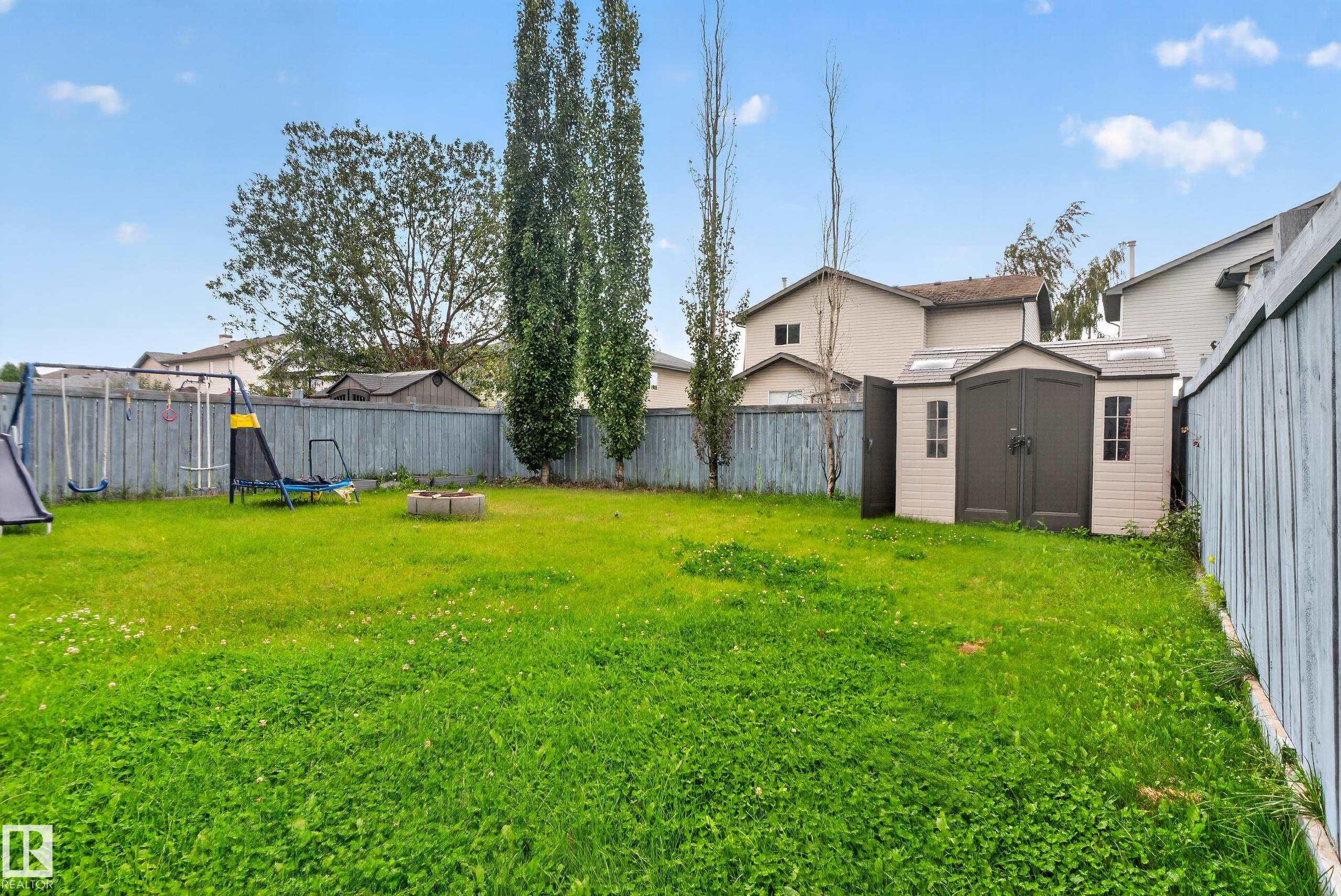 Photo 33 at 9826 180 Avenue NW, Elsinore, Edmonton