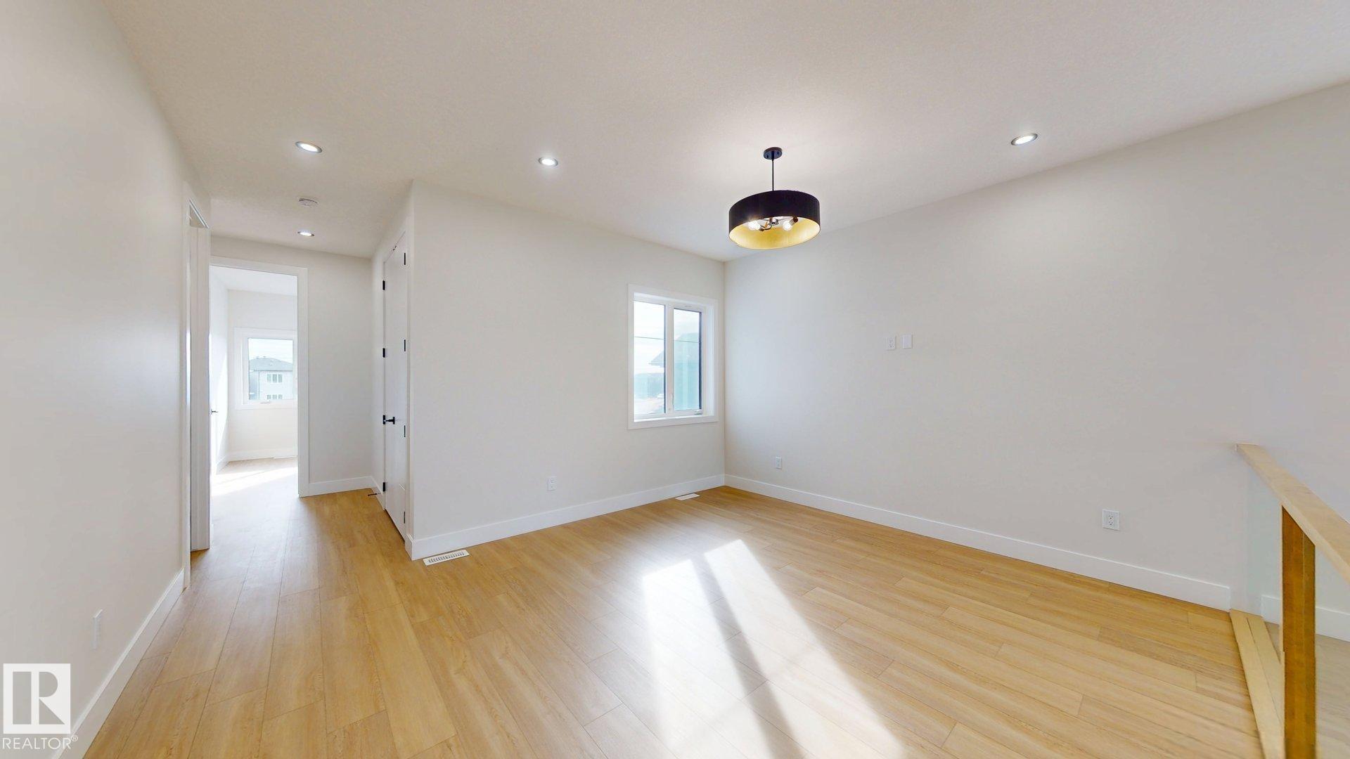 Photo 17 at 4608 17 Avenue SW, Meltwater, Edmonton