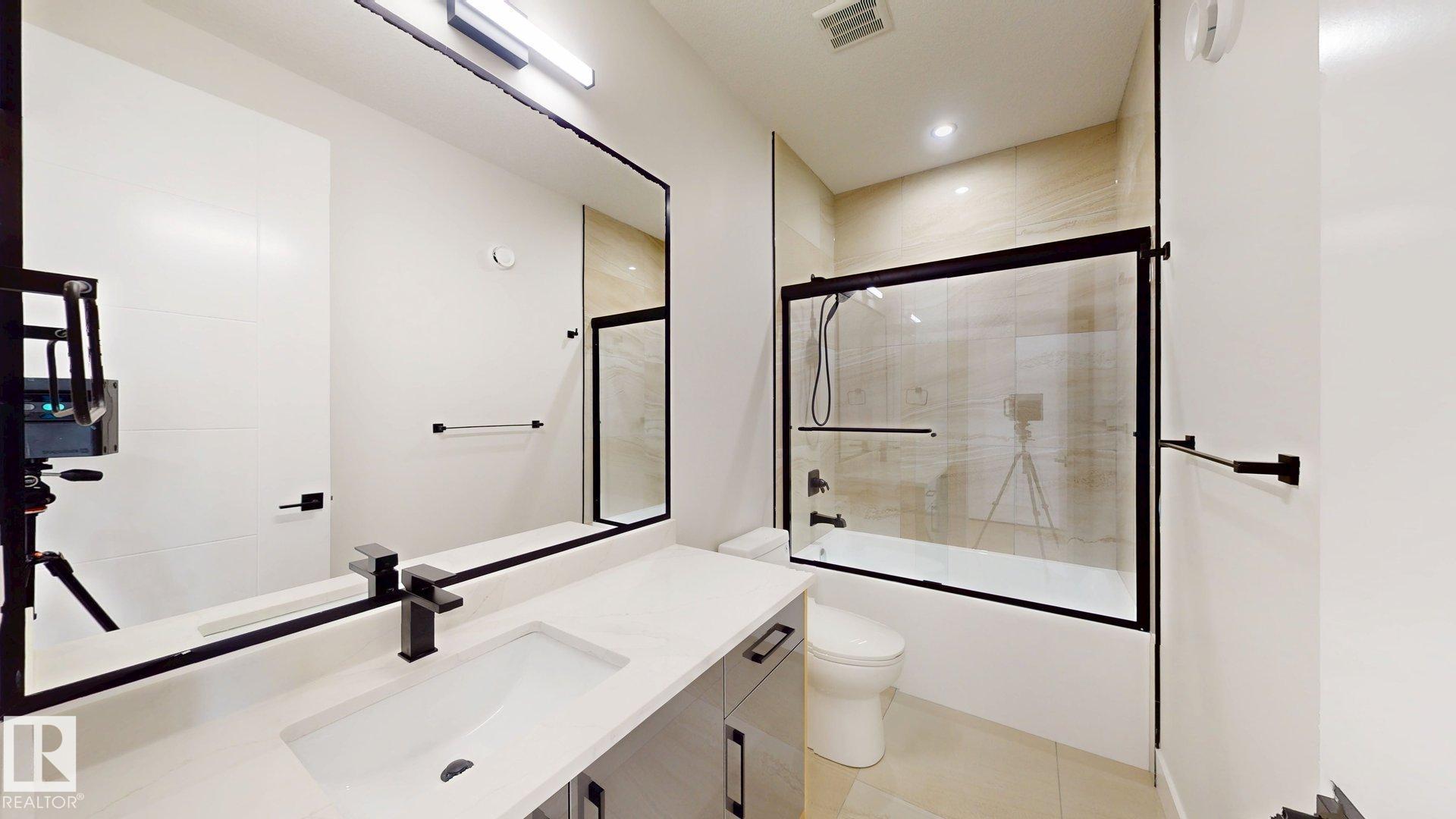 Photo 31 at 4608 17 Avenue SW, Meltwater, Edmonton