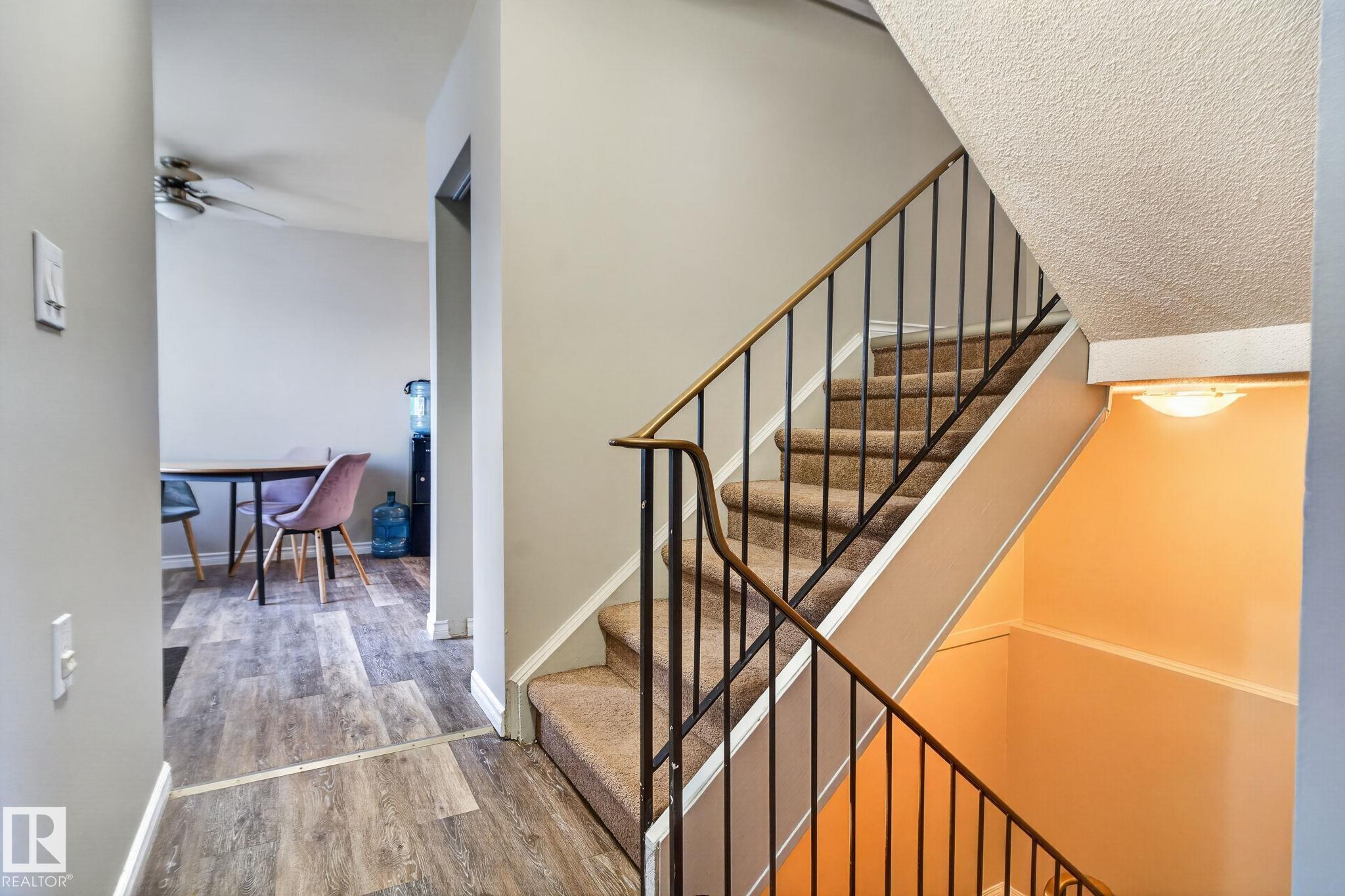 Photo 13 at 17775 95 Street NW, Lago Lindo, Edmonton
