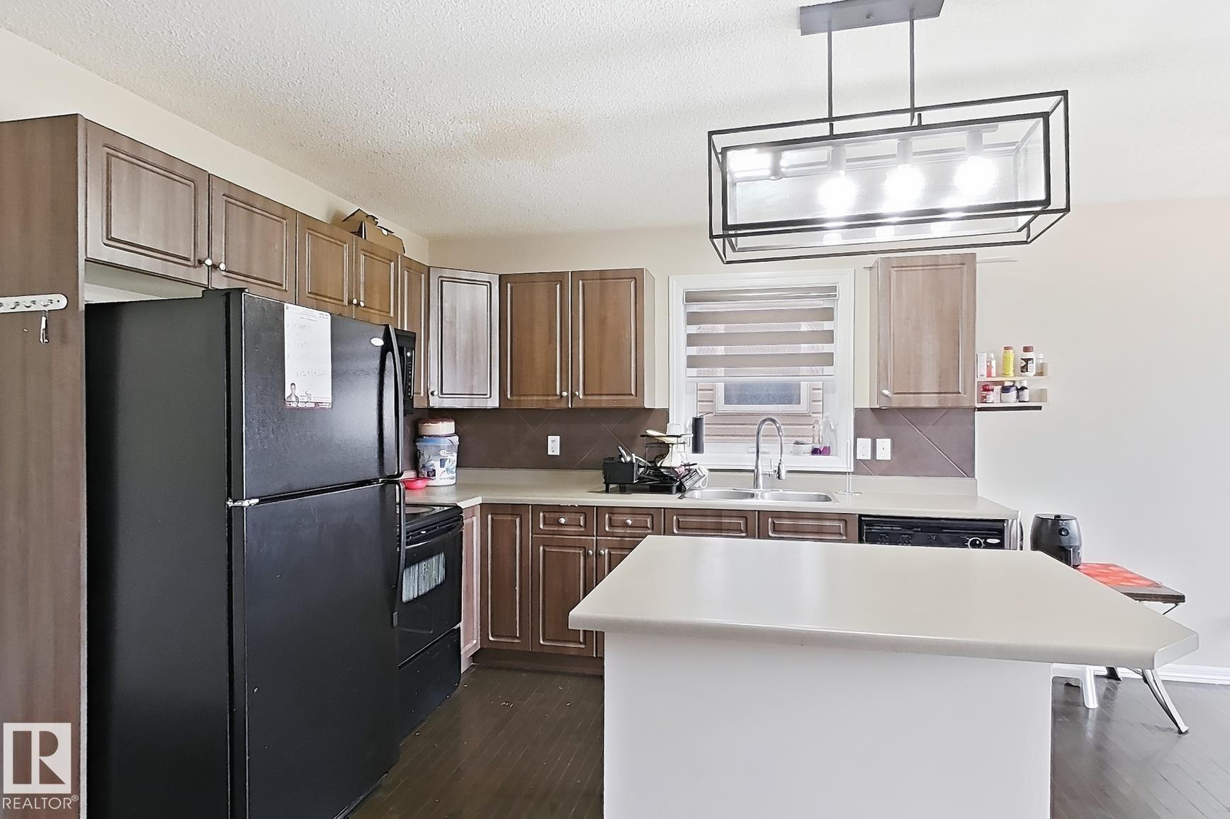 Photo 11 at 2829 18a Avenue NW, Laurel, Edmonton