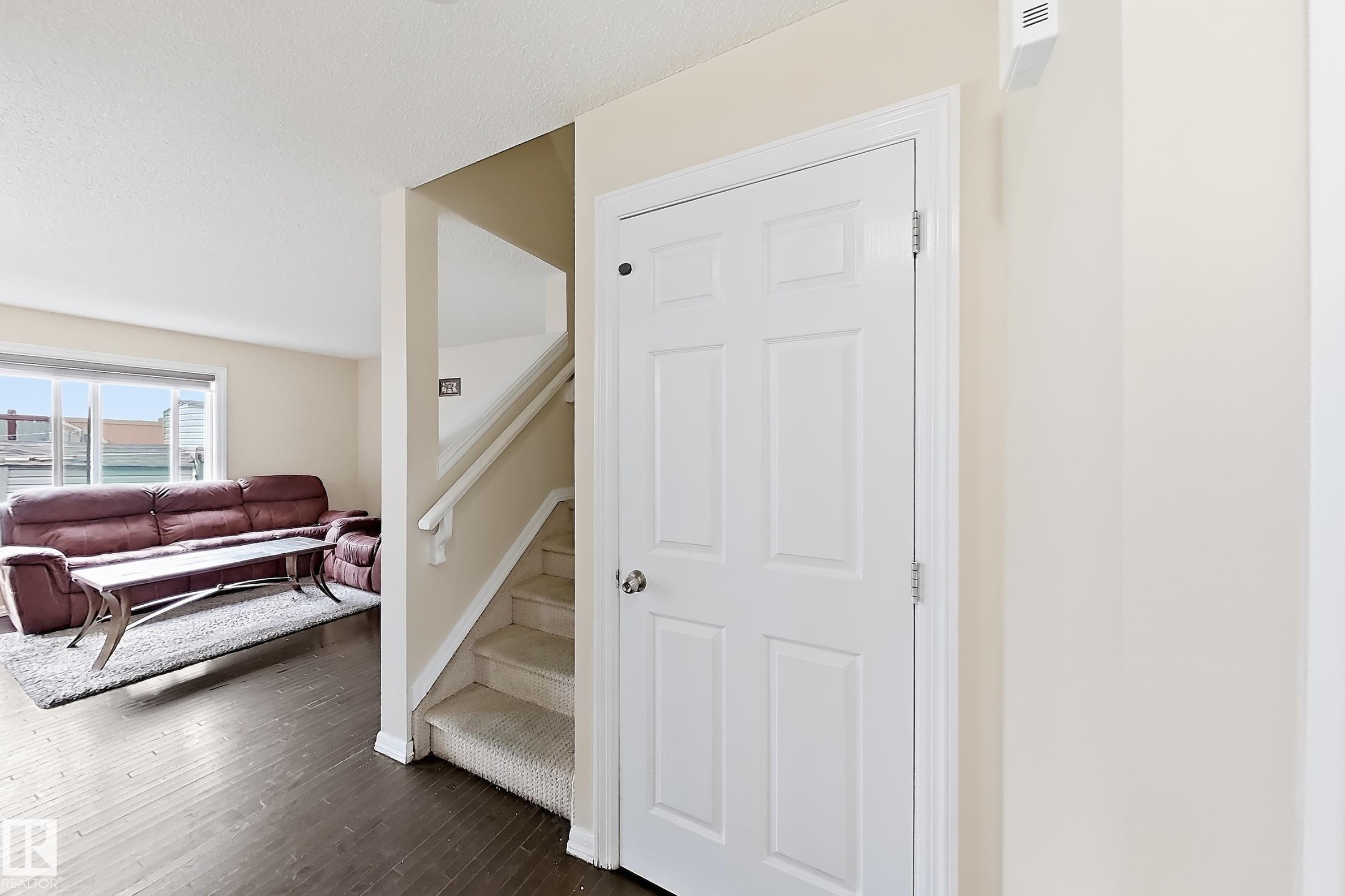Photo 8 at 2829 18a Avenue NW, Laurel, Edmonton