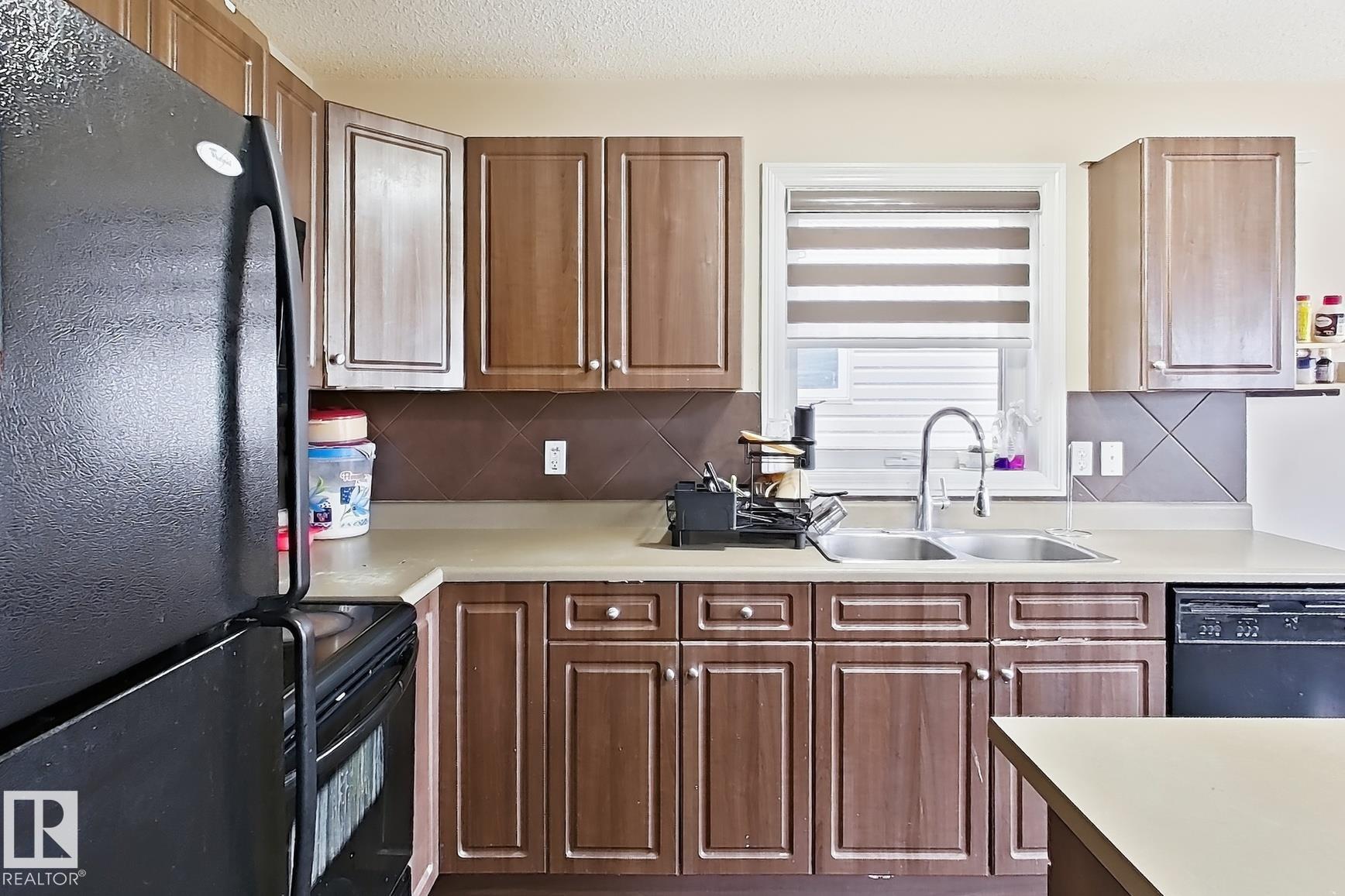Photo 9 at 2829 18a Avenue NW, Laurel, Edmonton