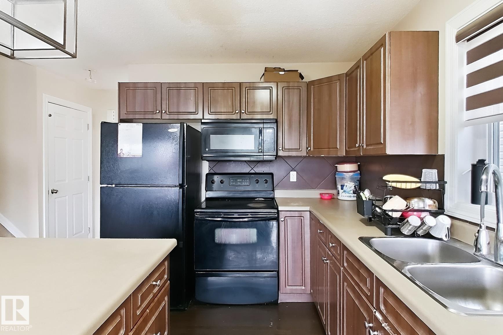 Photo 10 at 2829 18a Avenue NW, Laurel, Edmonton