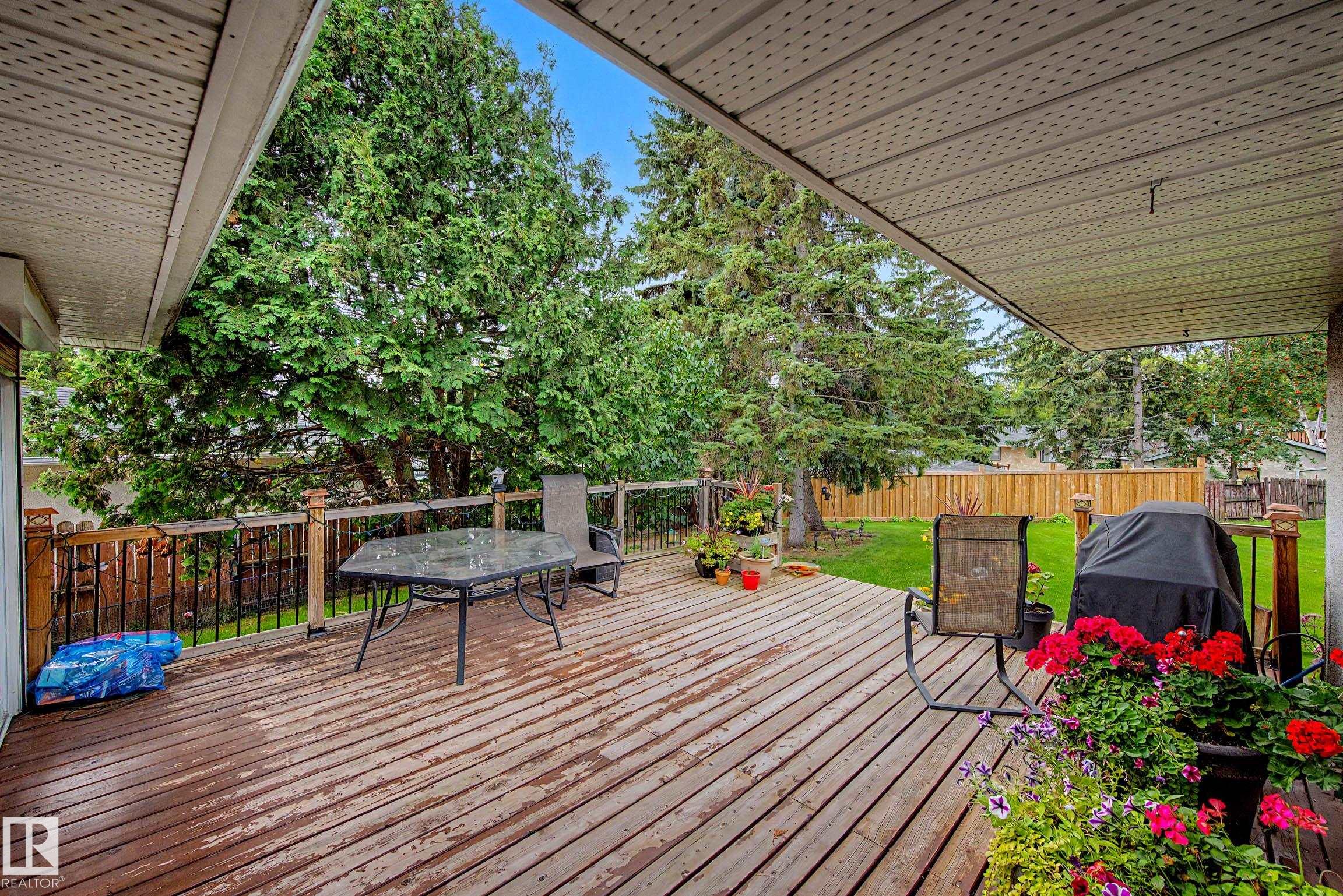 Photo 32 at 23 Montcalm Crescent, Mission, St. Albert