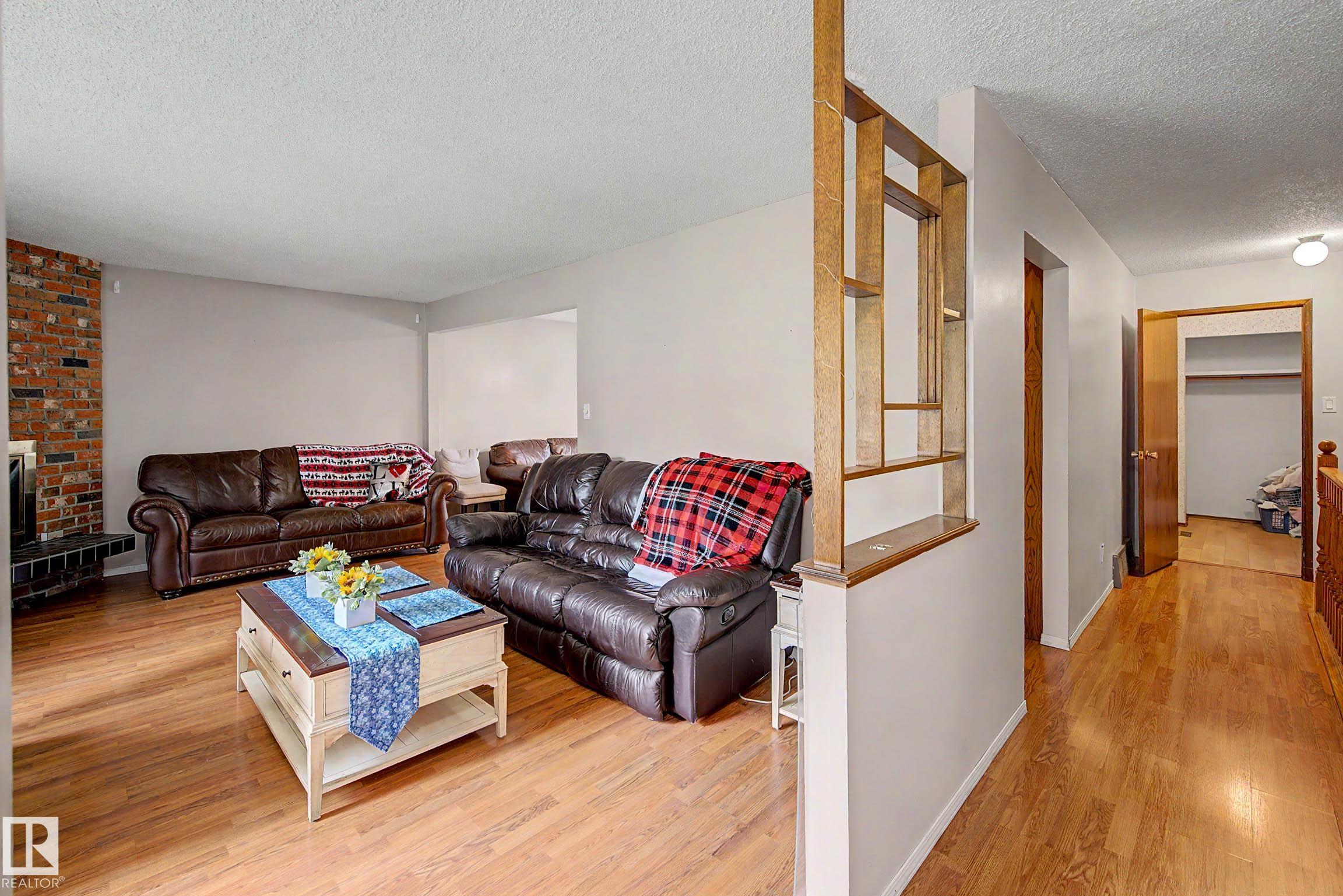 Photo 6 at 23 Montcalm Crescent, Mission, St. Albert