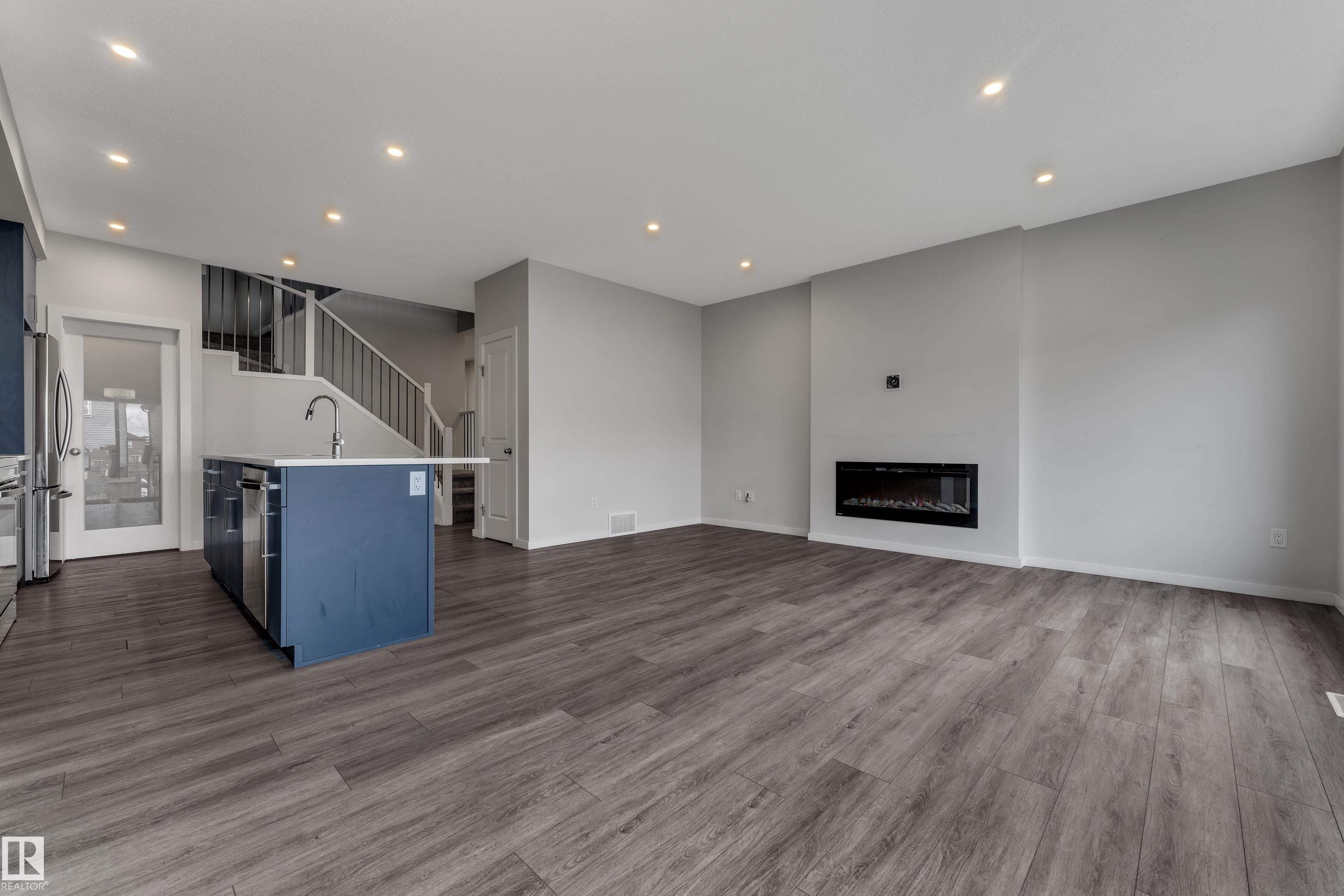 Photo 12 at 9450 Pear Crescent SW, The Orchards At Ellerslie, Edmonton