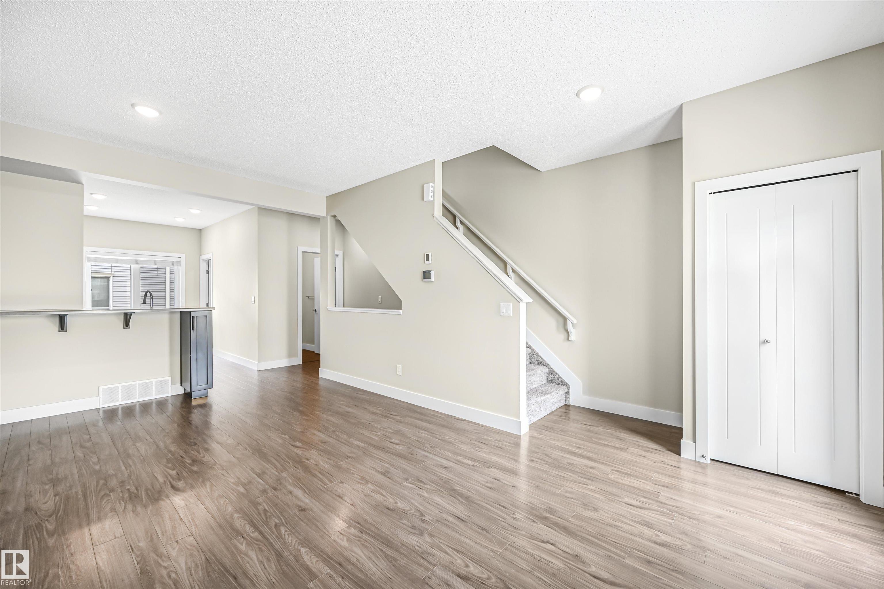 Photo 12 at 102 - 804 Welsh Drive SW, Walker, Edmonton
