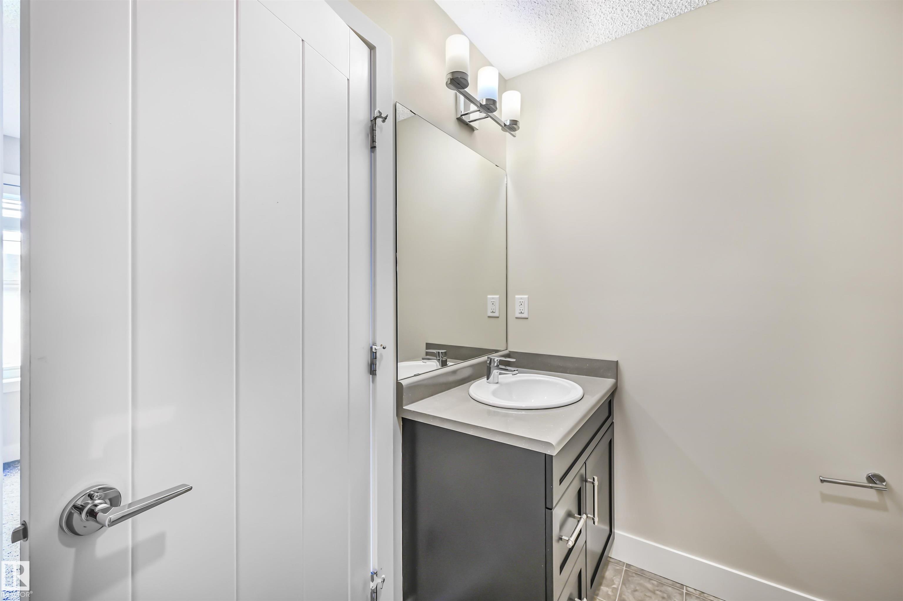 Photo 16 at 102 - 804 Welsh Drive SW, Walker, Edmonton