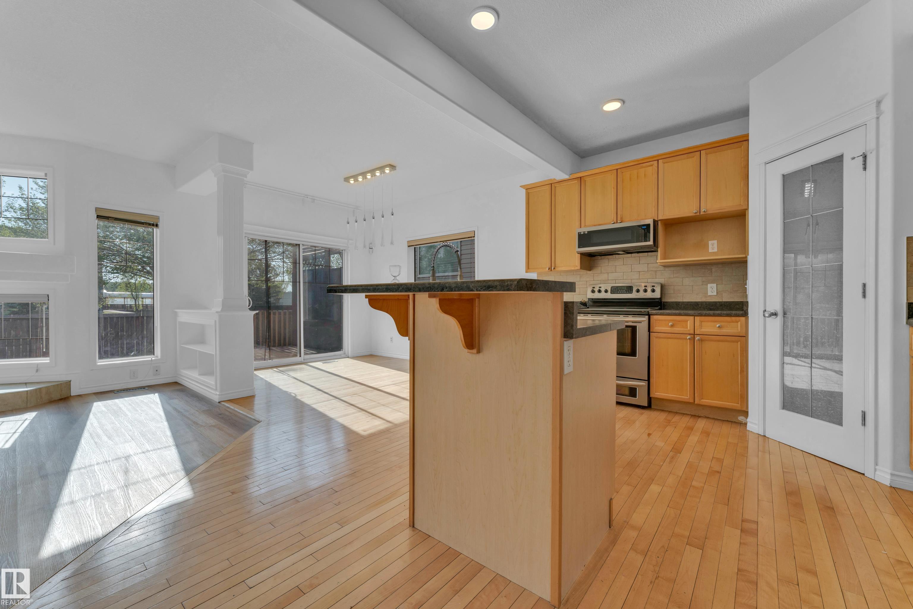 Photo 11 at 5528 209st NW, The Hamptons, Edmonton
