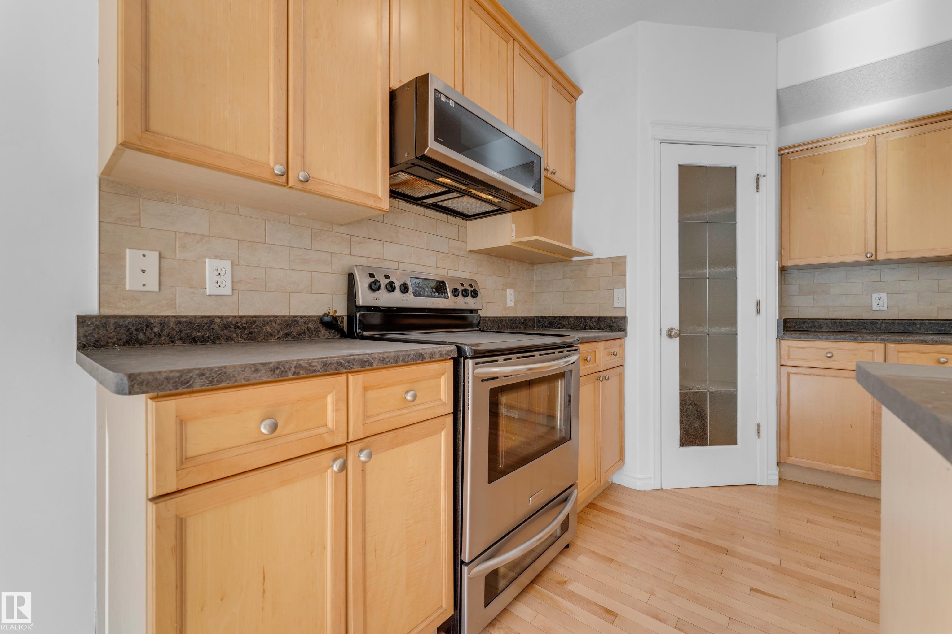 Photo 18 at 5528 209st NW, The Hamptons, Edmonton