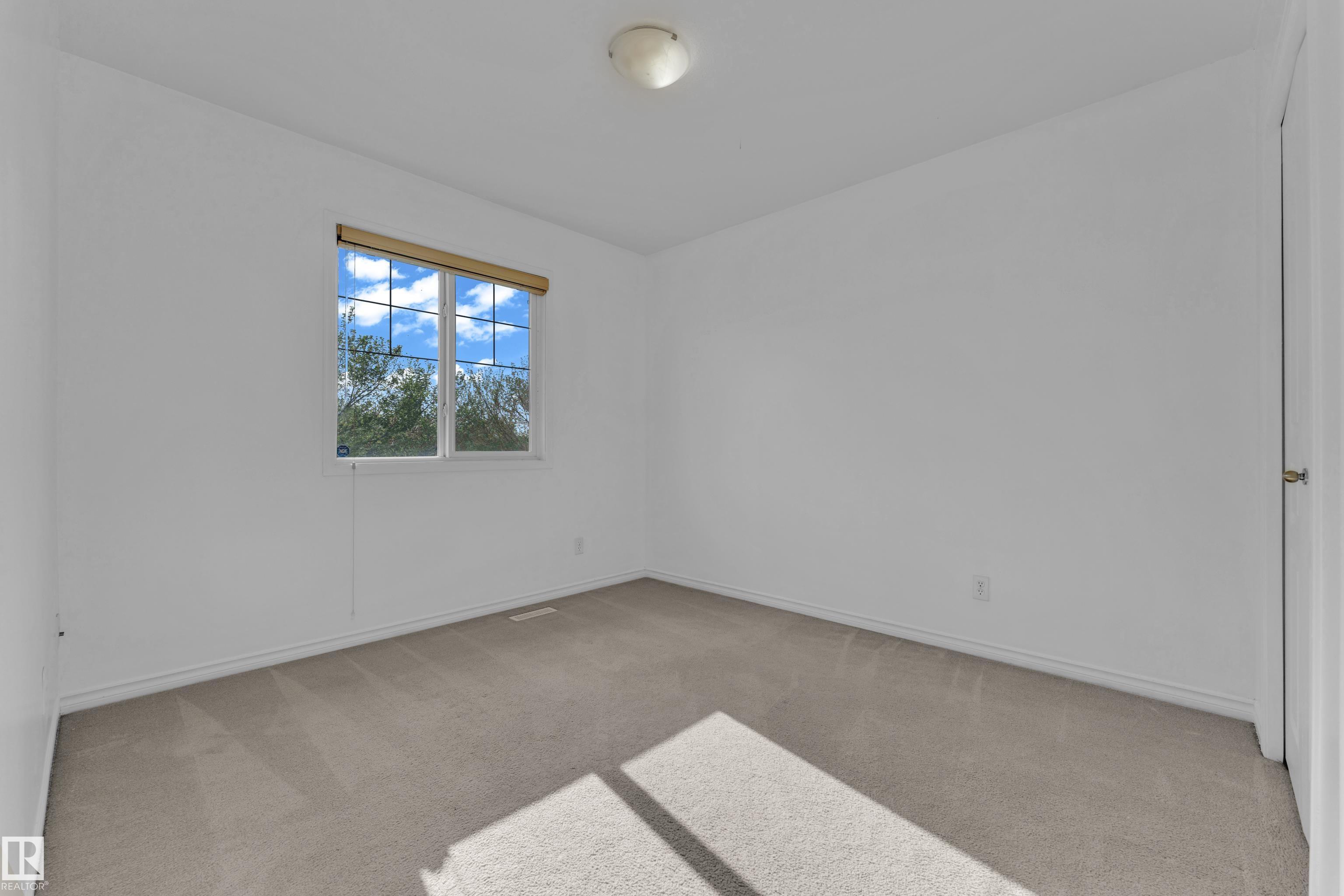 Photo 25 at 5528 209st NW, The Hamptons, Edmonton