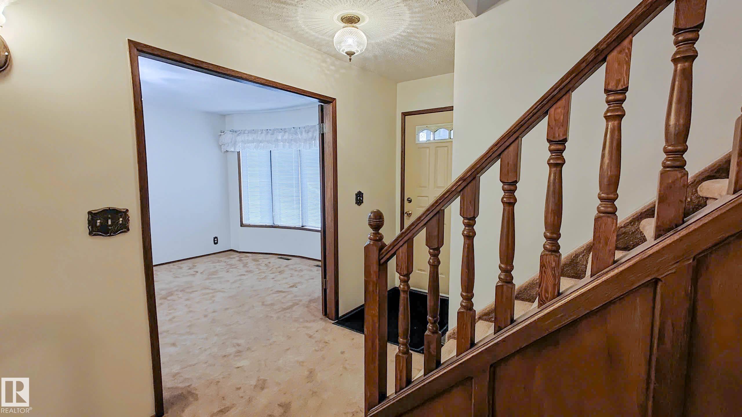3031 79 Street NW, Tipaskan, Edmonton