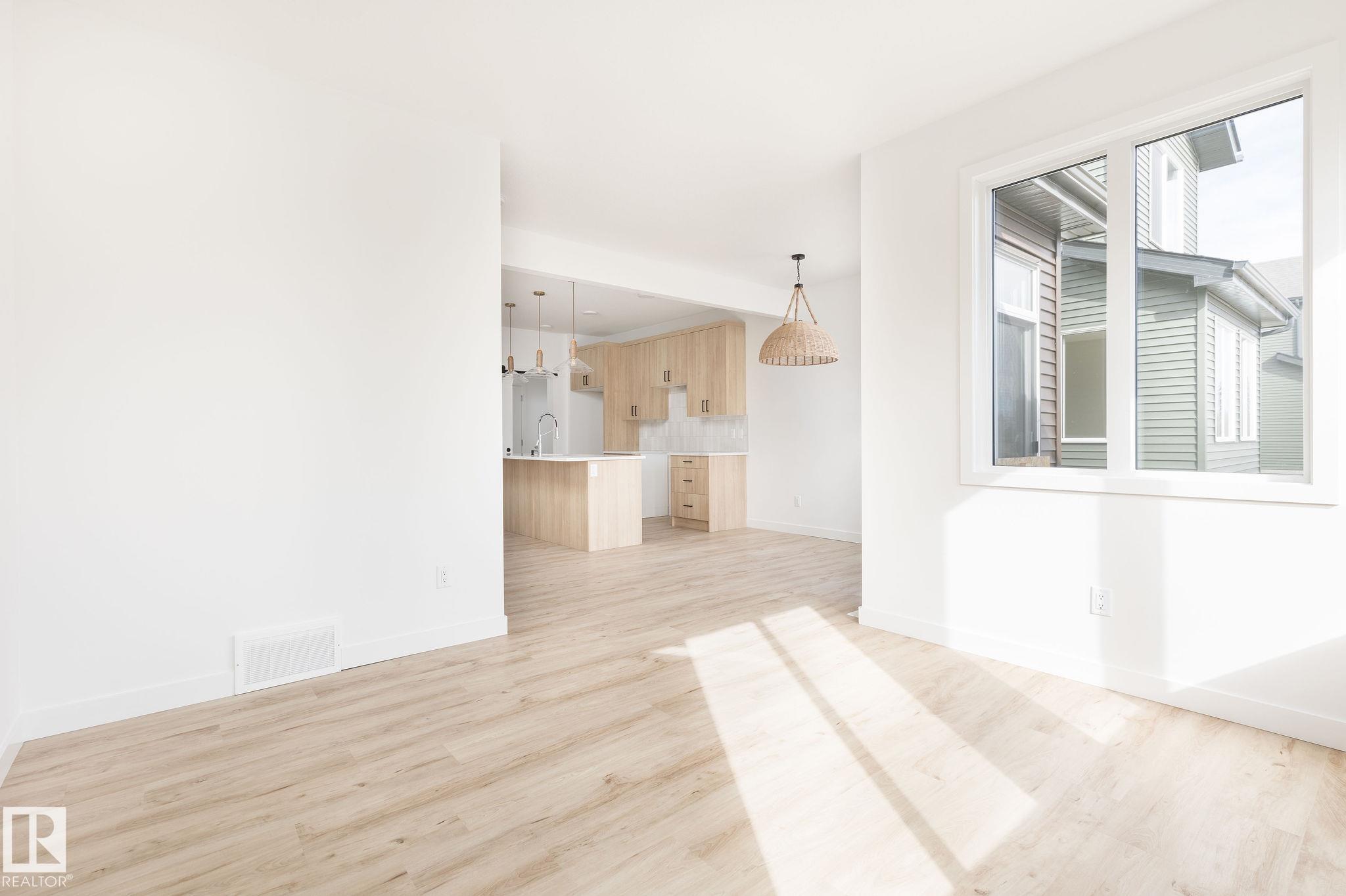 Photo 15 at 2615 62 Street SW, Mattson, Edmonton