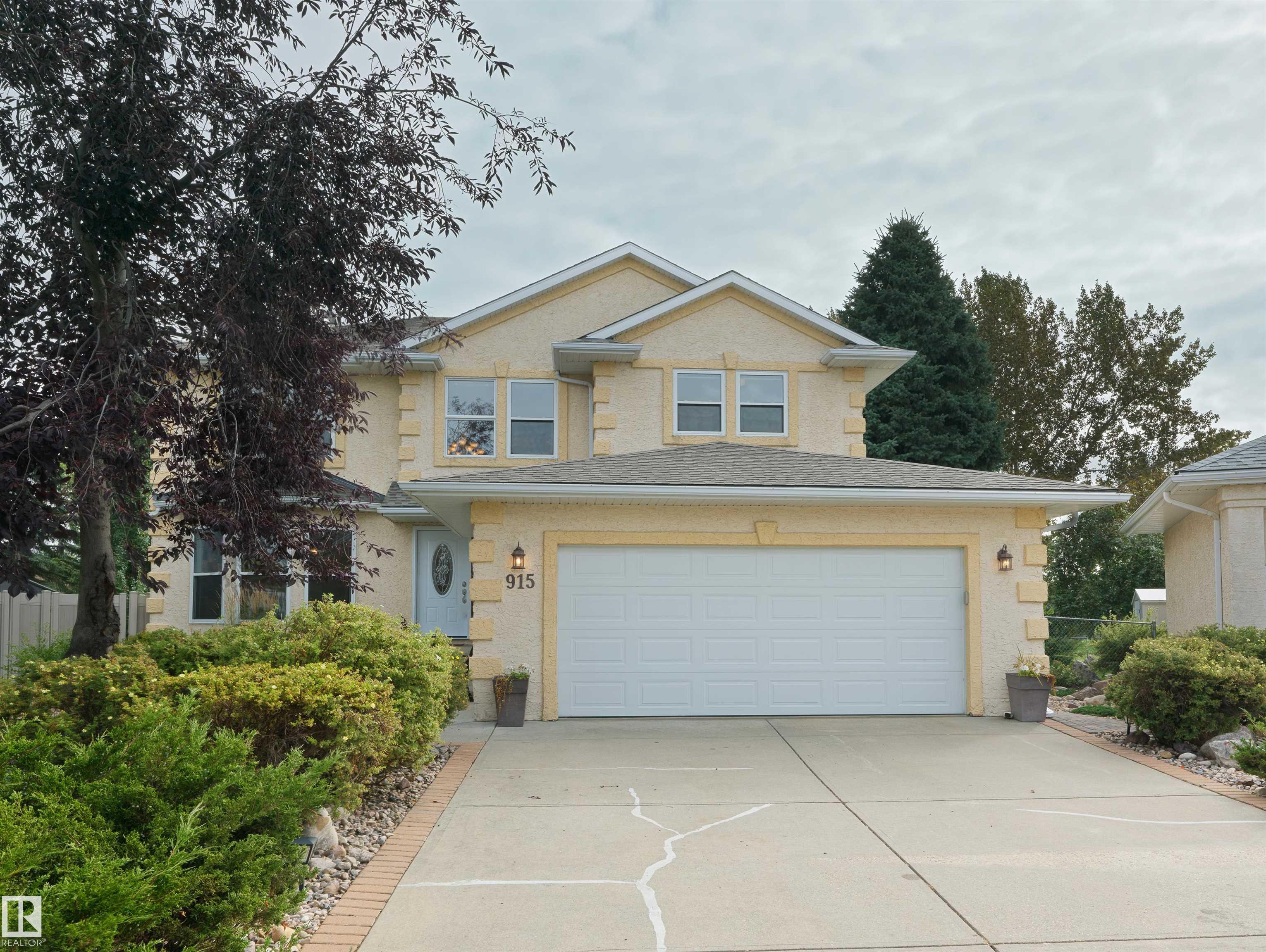 915 Picard Drive NW, Potter Greens, Edmonton