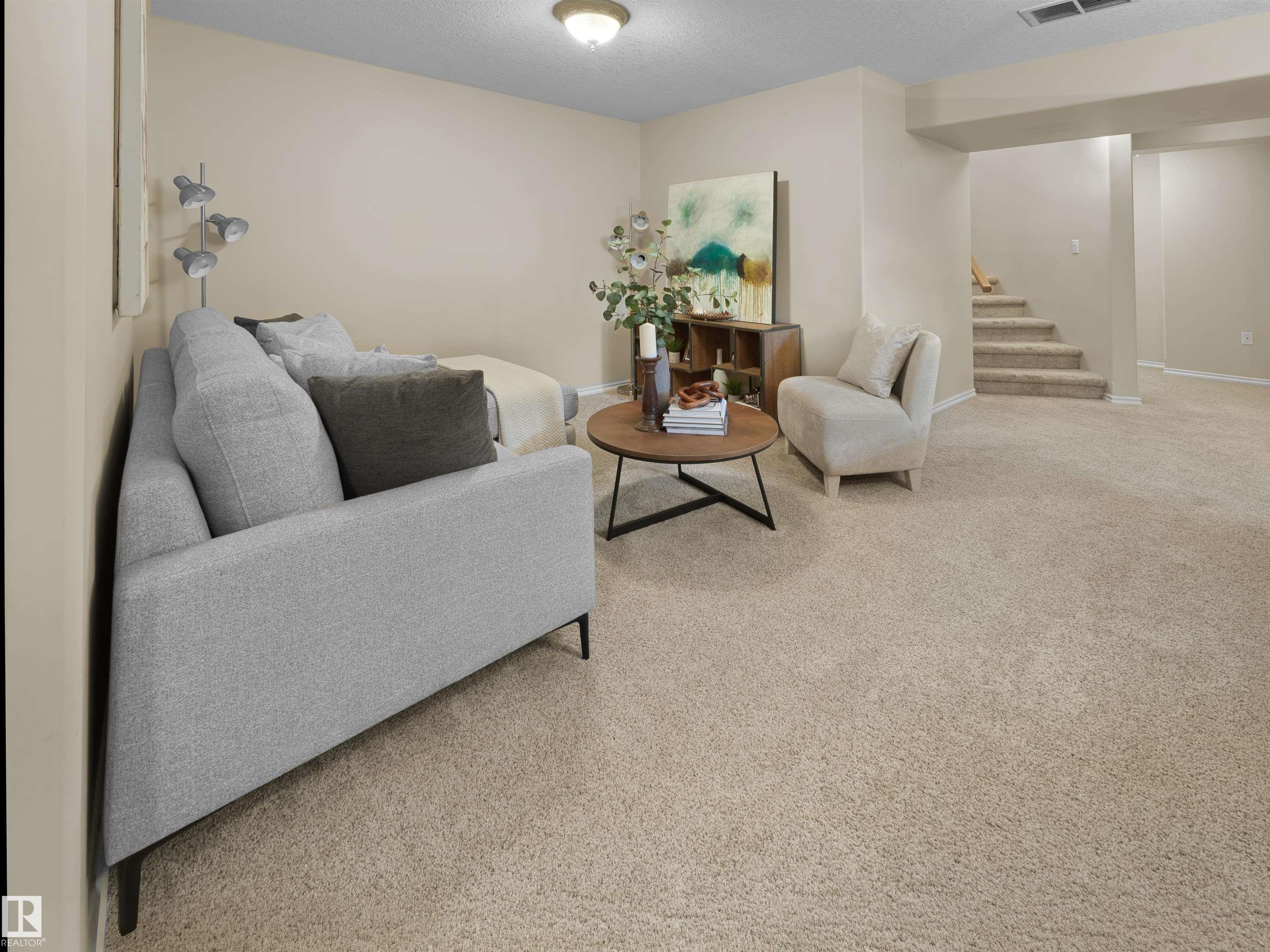 Photo 28 at 915 Picard Drive NW, Potter Greens, Edmonton