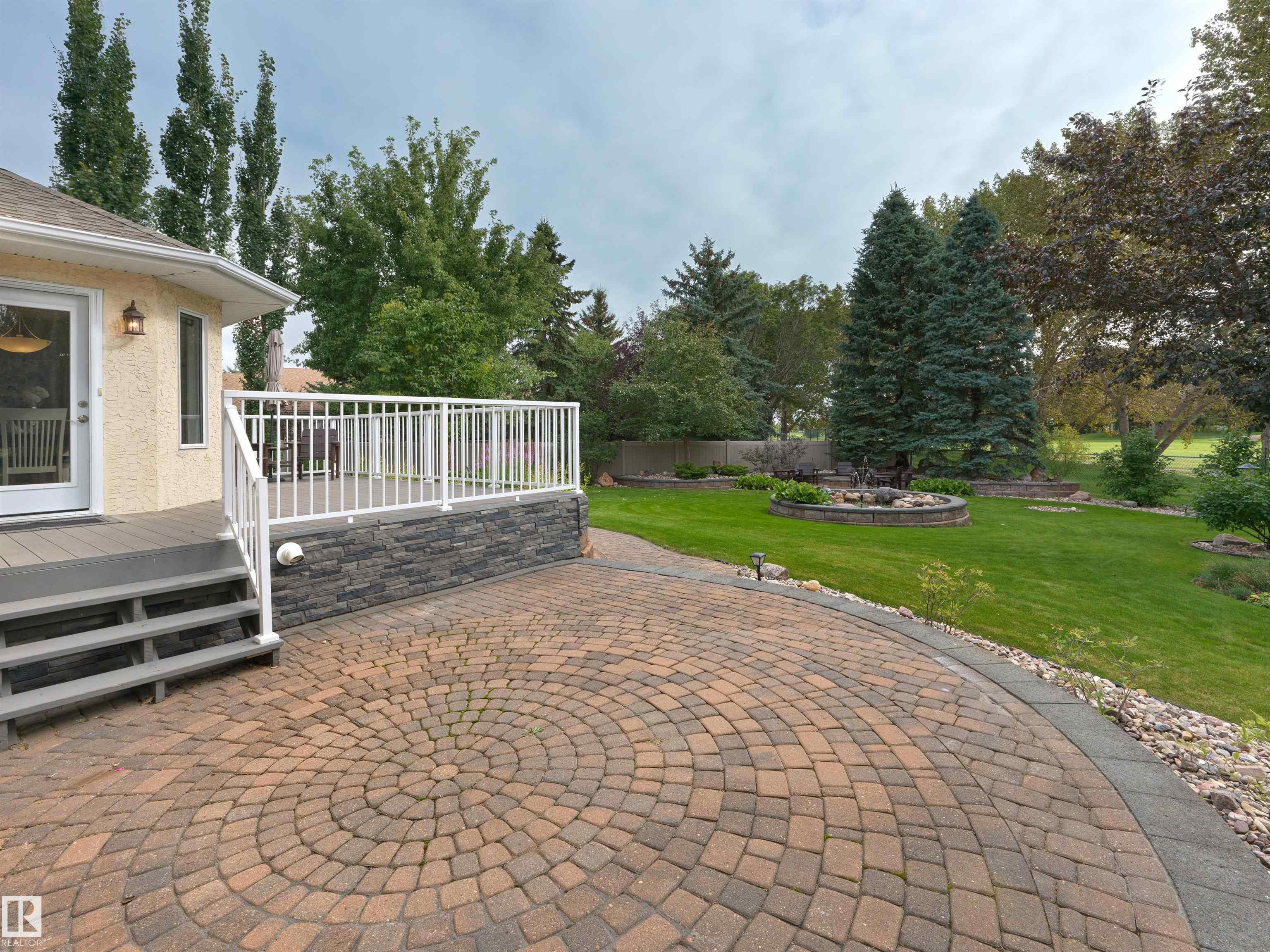 Photo 35 at 915 Picard Drive NW, Potter Greens, Edmonton