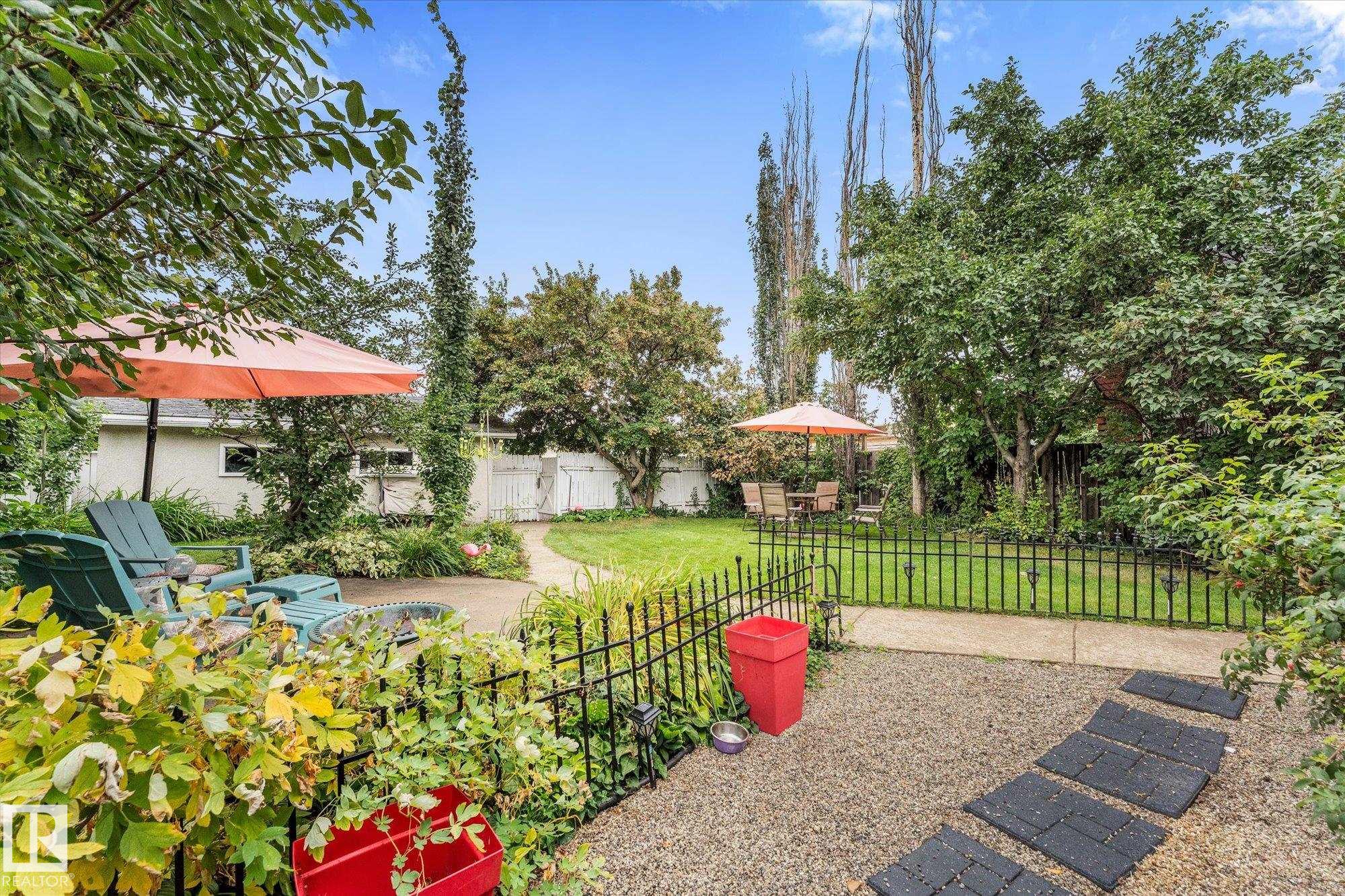 Photo 37 at 16807 98 Avenue NW, Glenwood, Edmonton
