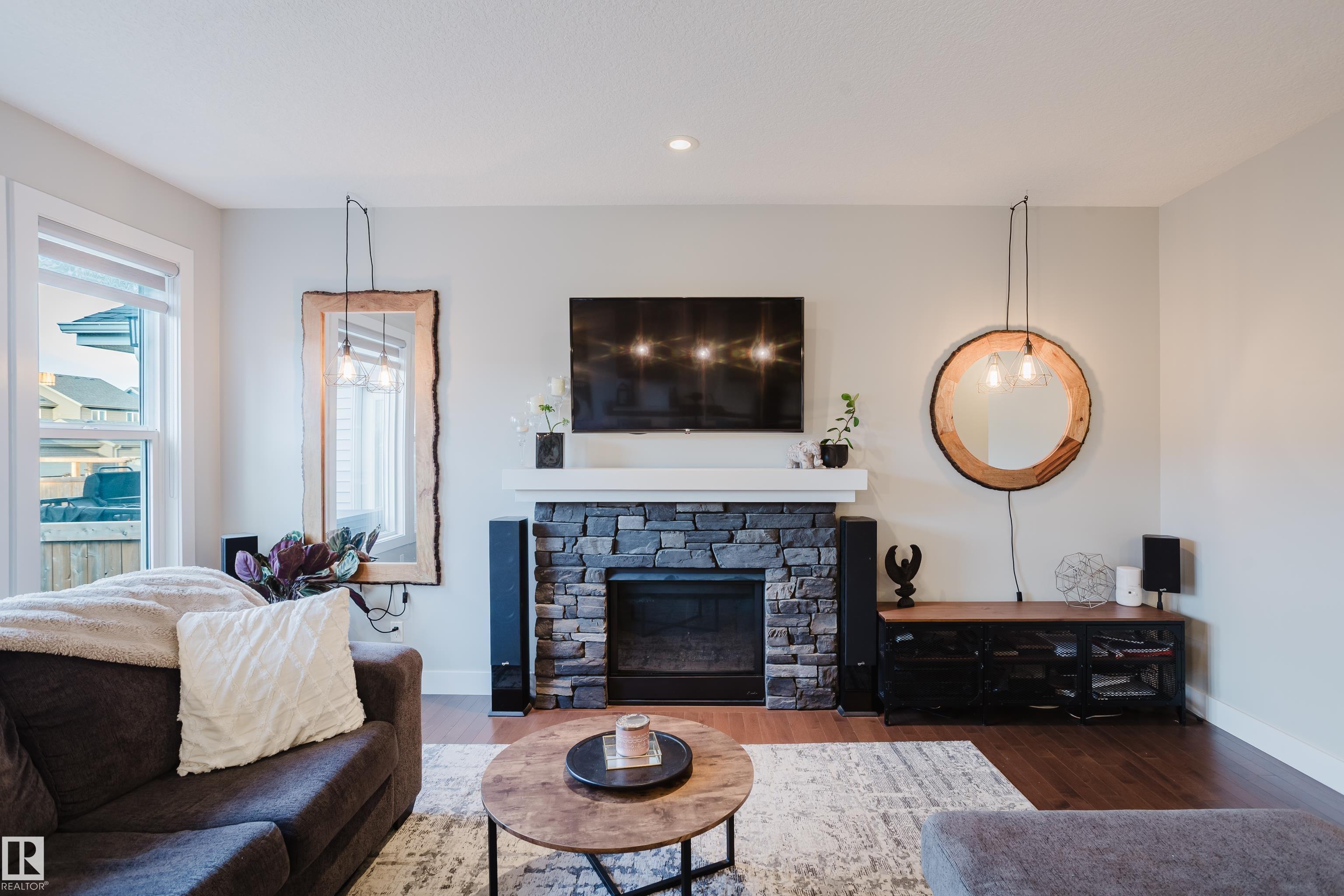 Photo 16 at 15820 15 Avenue SW, Glenridding Heights, Edmonton